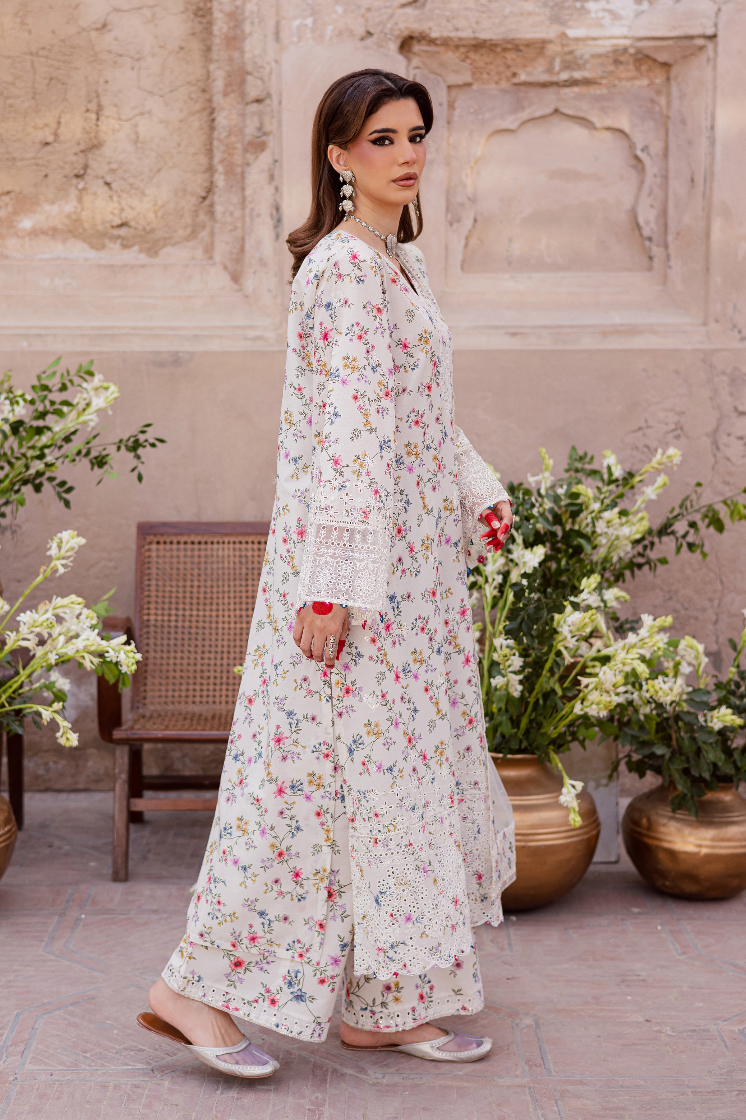  Wisteria 3Pc - Festive Eid Prints BATIKEID2026  BATIK   XS / Off White / Lawn-S / Off White / Lawn-M / Off White / Lawn-L / Off White / Lawn-XL / Off White / Lawn
