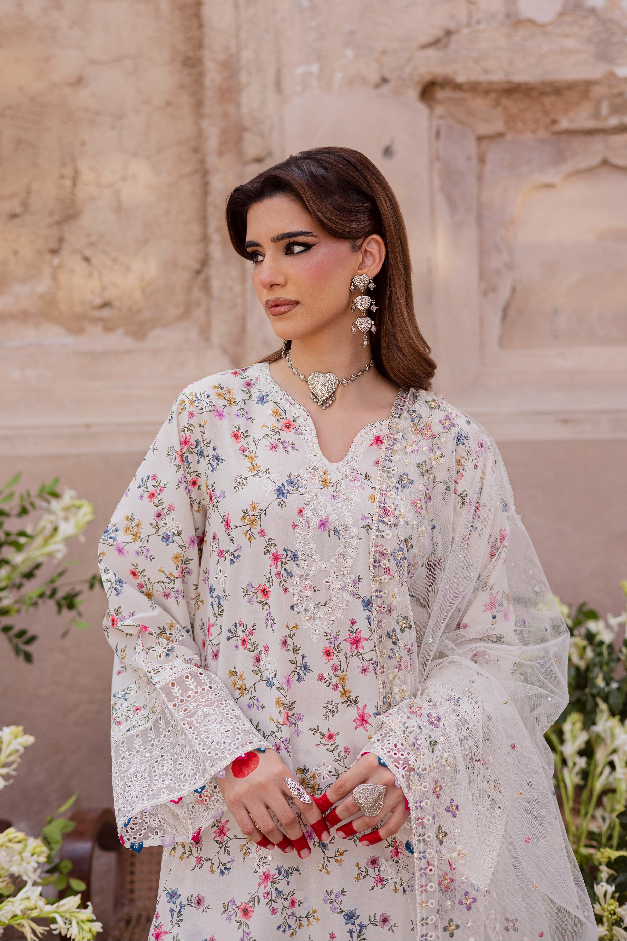  Wisteria 3Pc - Festive Eid Prints BATIKEID2026  BATIK   XS / Off White / Lawn-S / Off White / Lawn-M / Off White / Lawn-L / Off White / Lawn-XL / Off White / Lawn