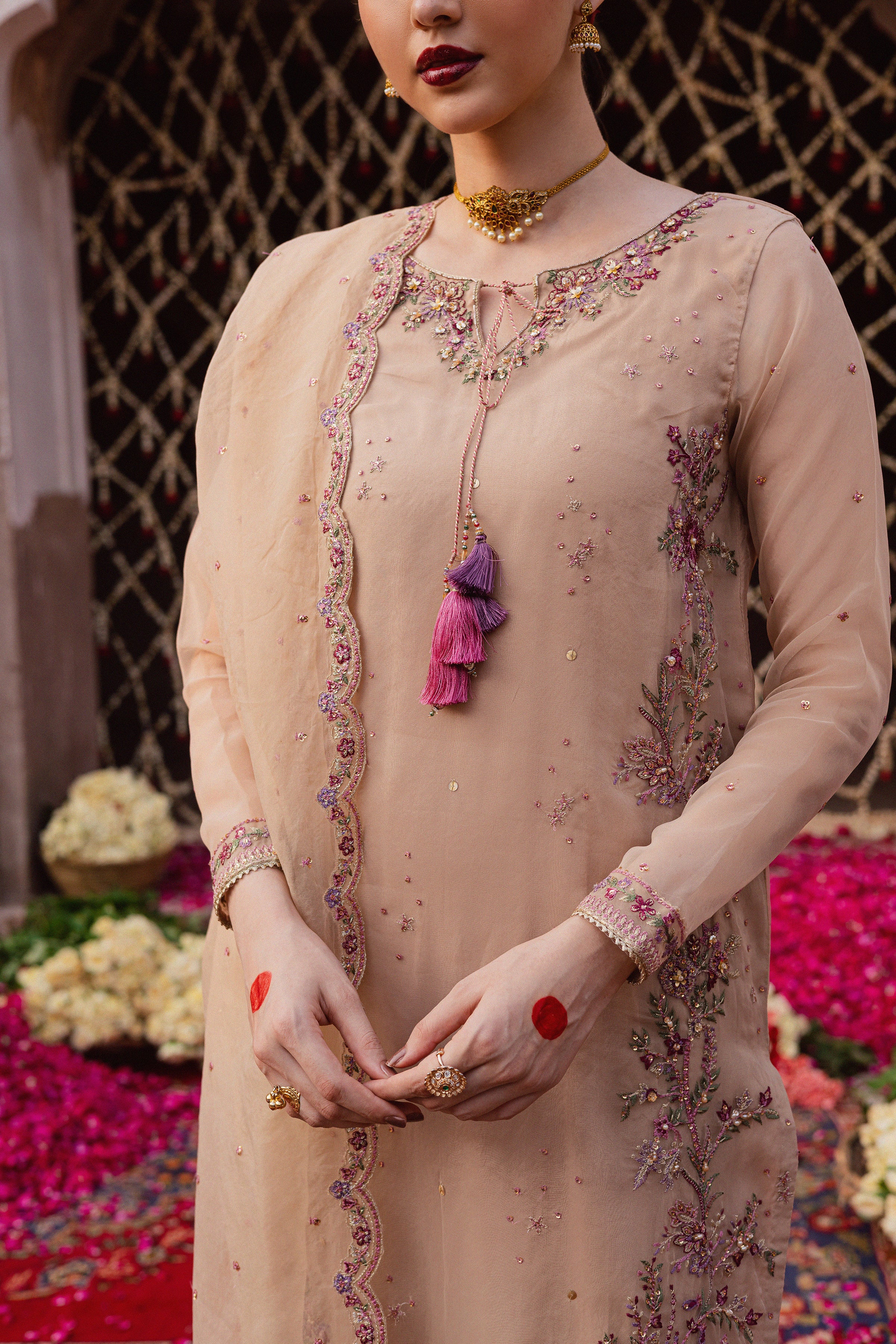  Zahrah 3Pc - Festive Luxe Pret BATIKSTUDIO2025  BATIK   S / Beige / Organza & Raw Silk-M / Beige / Organza & Raw Silk-L / Beige / Organza & Raw Silk