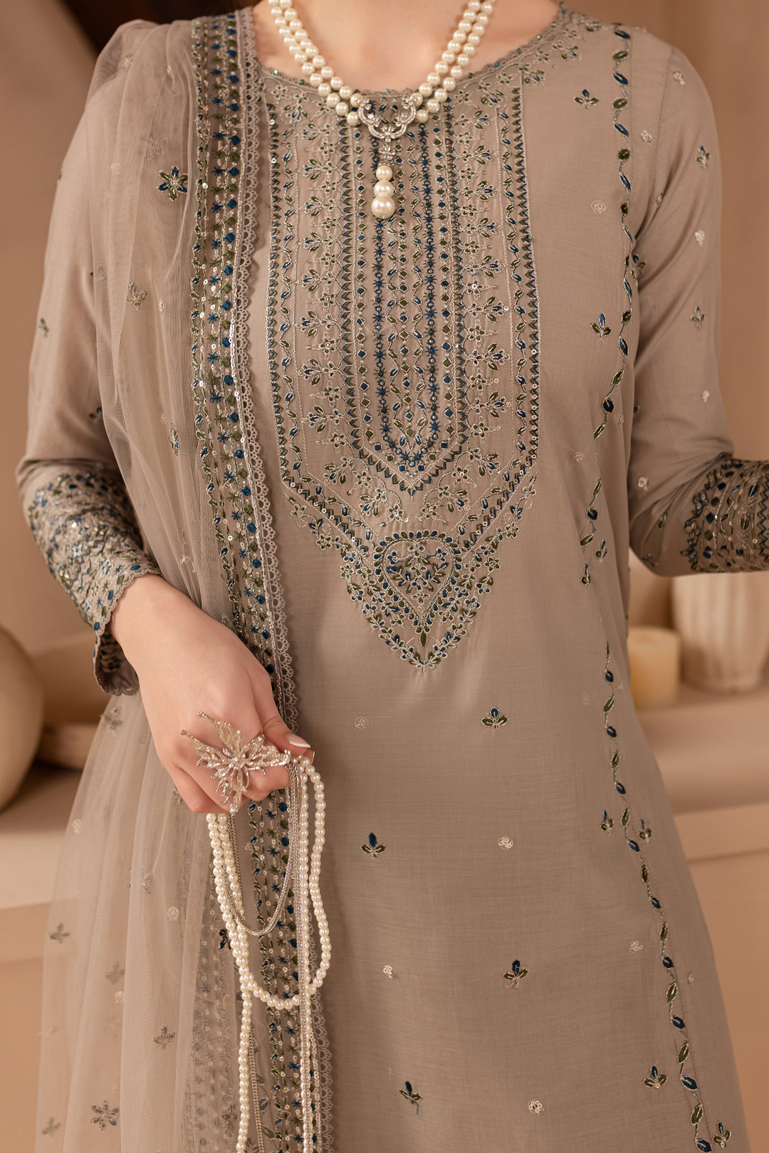 [product-color]-[product-type]-[product_material]