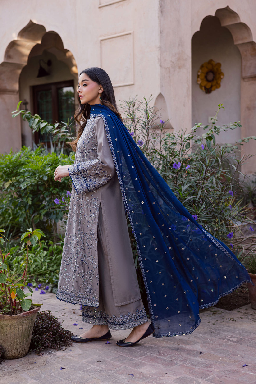 Ezlyin 3Pc - Embroidered Karandi Dress