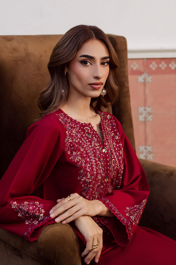 Hyde 2Pc - Embroidered Khaddar Dress