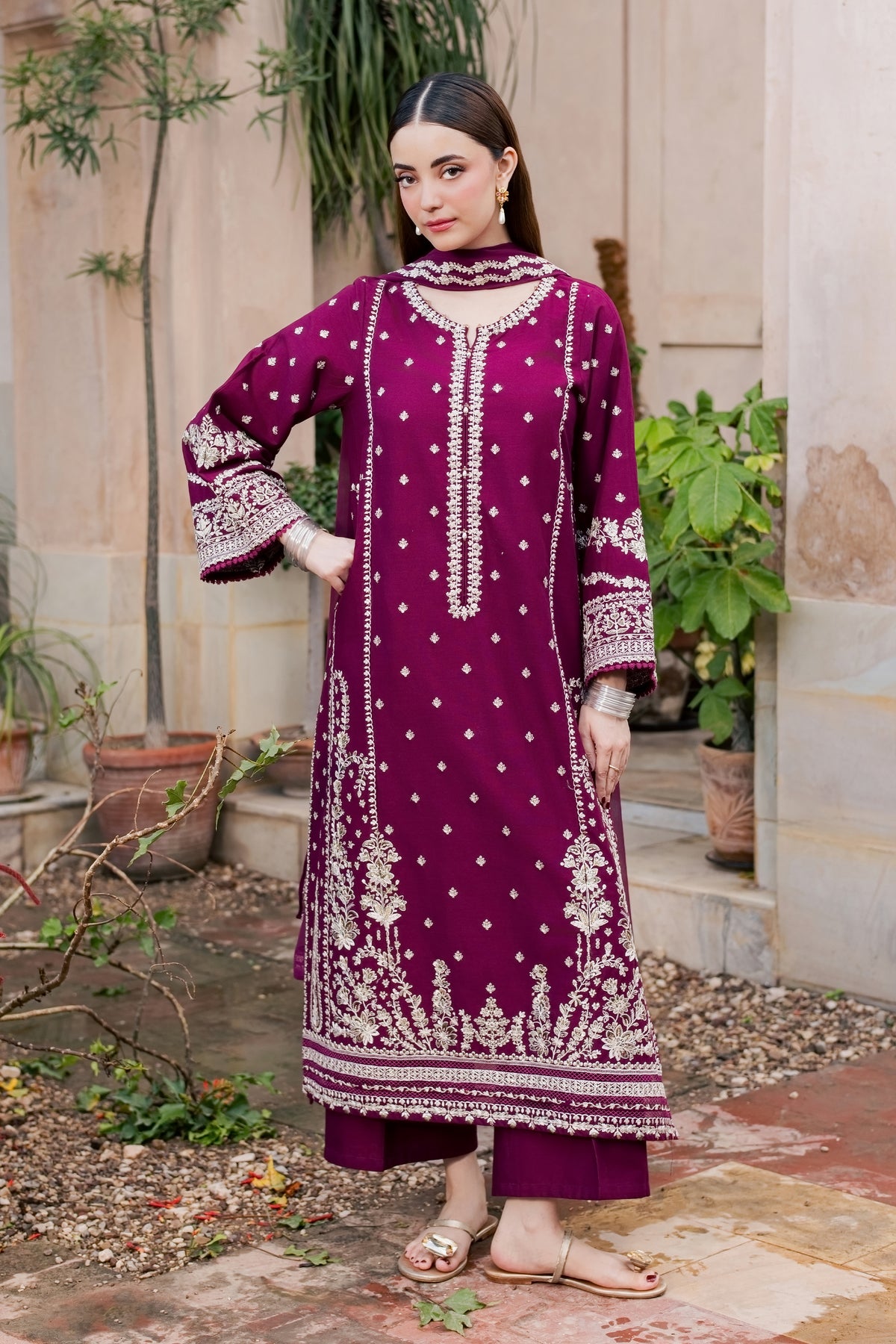 Jewel Noorie 3Pc - Embroidered Khaddar Pret
