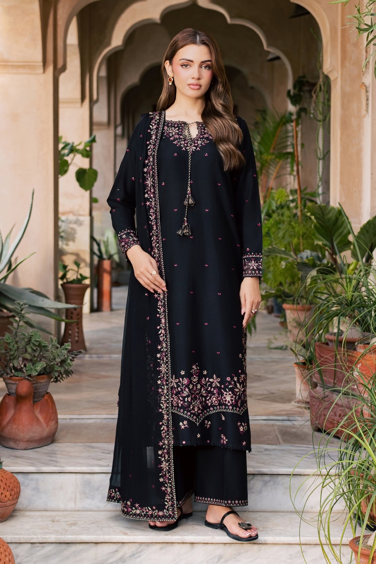 Andheri 3Pc - Embroidered Khaddar Pret