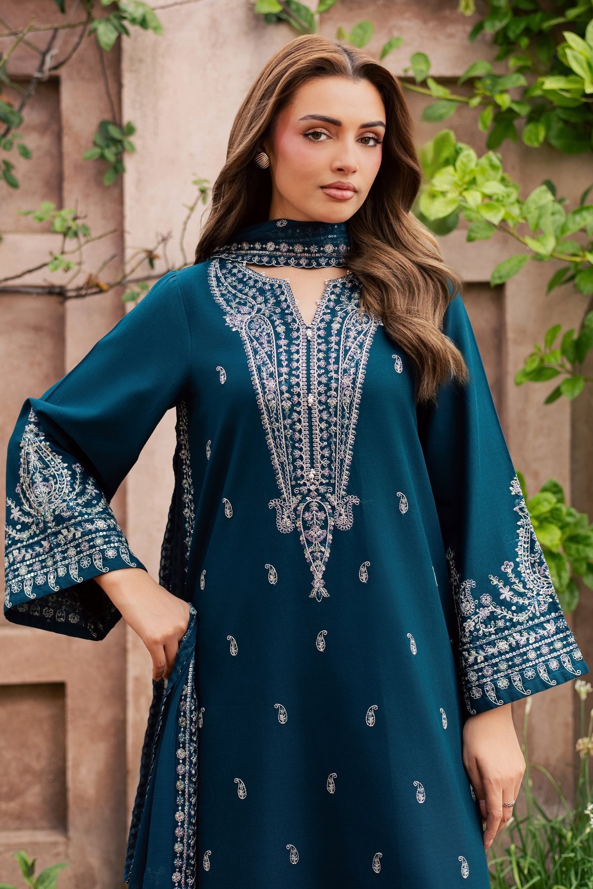 Zarmala 3Pc - Embroidered Khaddar Pret