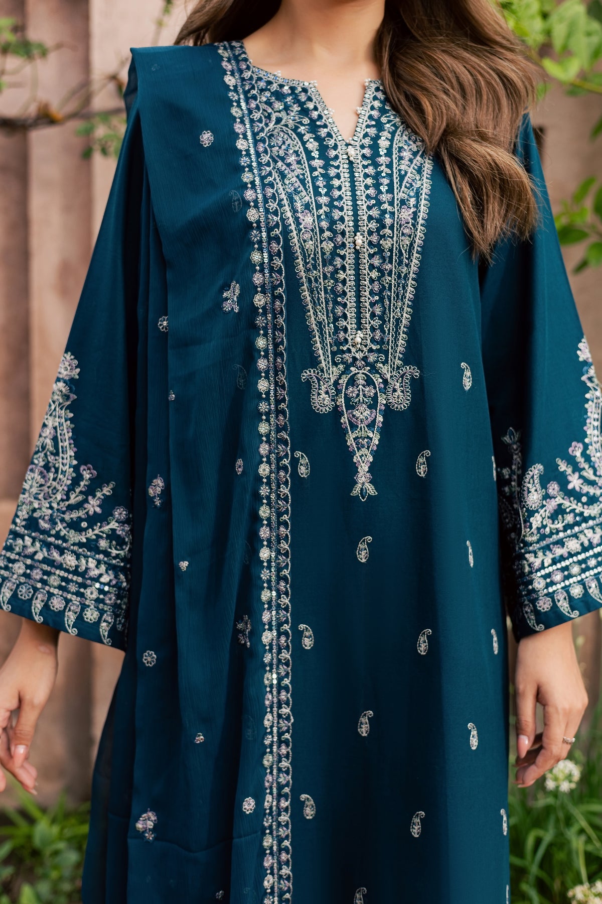 Zarmala 3Pc - Embroidered Khaddar Pret