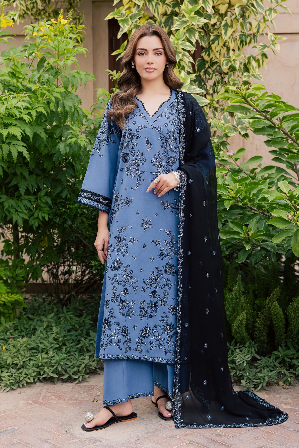 Coastal Glow 3Pc - Embroidered Khaddar Pret