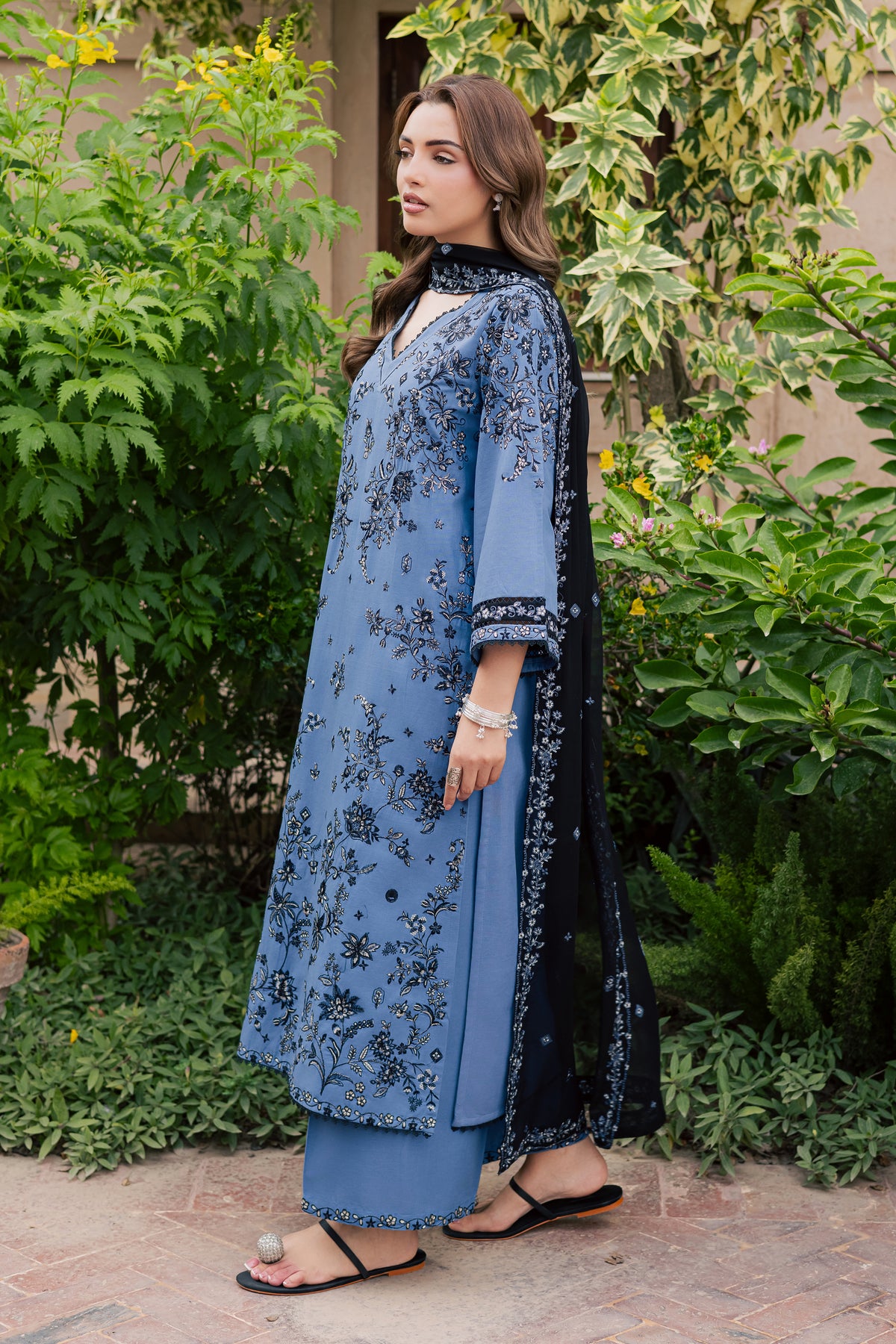 Coastal Glow 3Pc - Embroidered Khaddar Pret