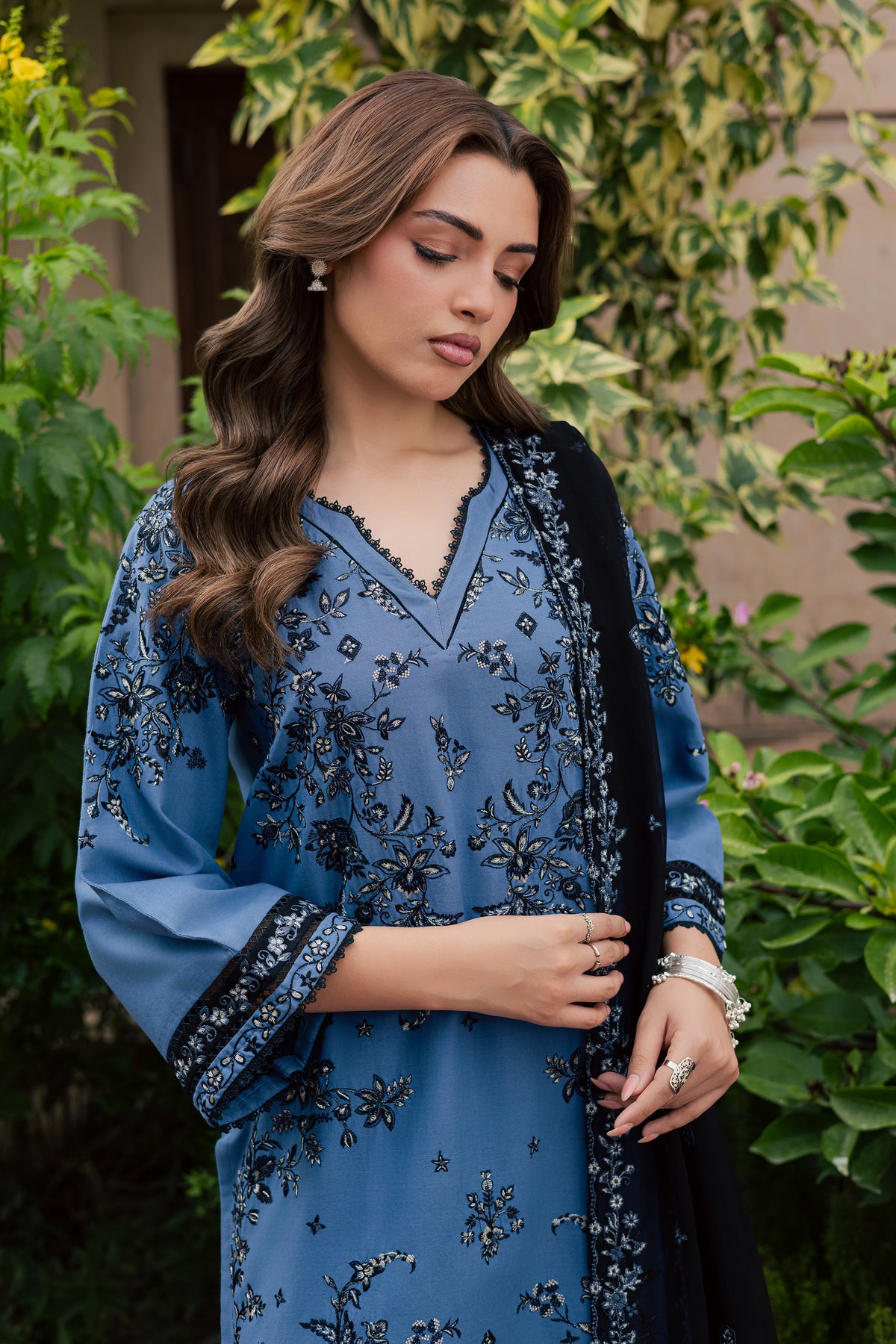 Coastal Glow 3Pc - Embroidered Khaddar Pret