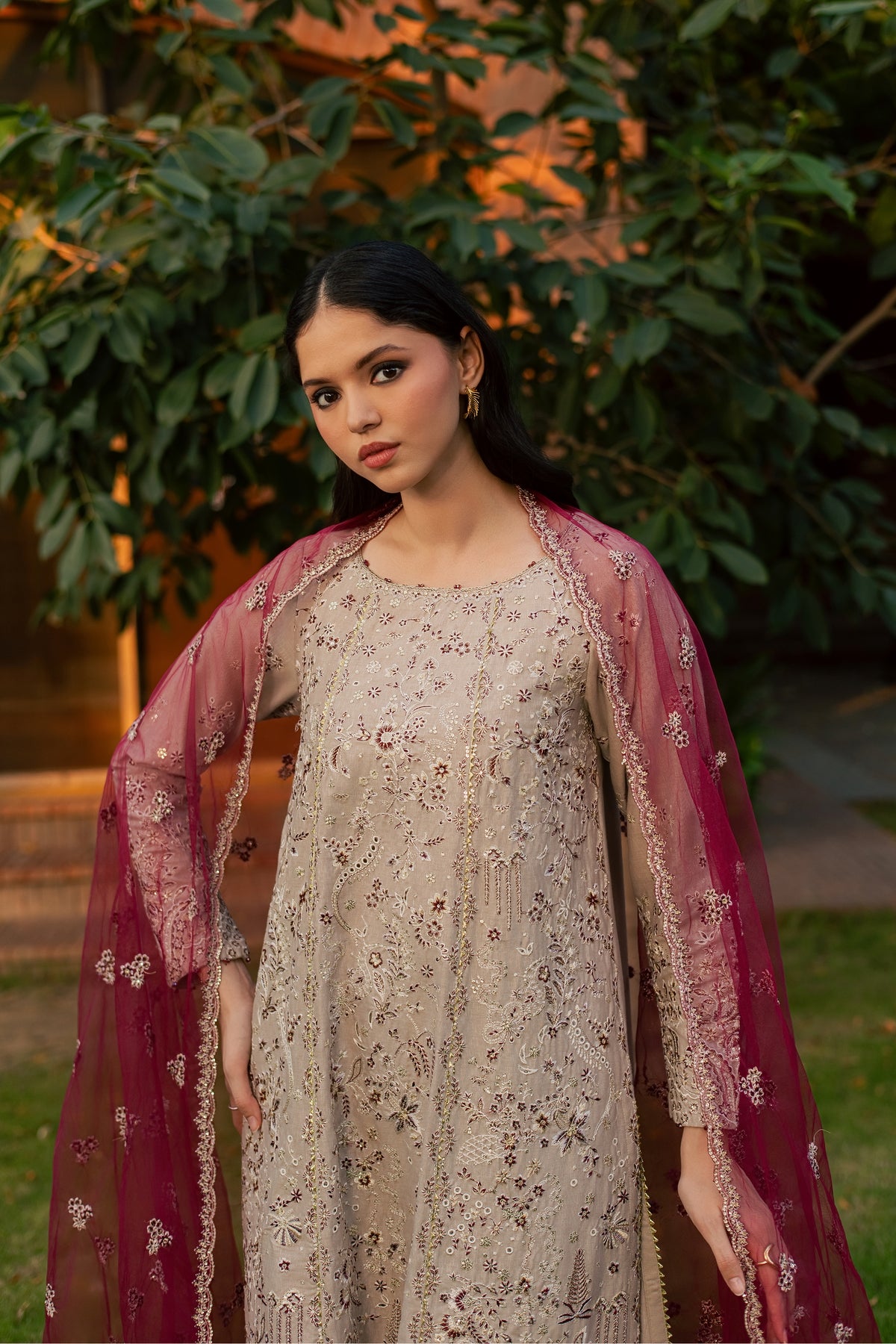 Naina 3Pc - Embroidered Karandi Pret