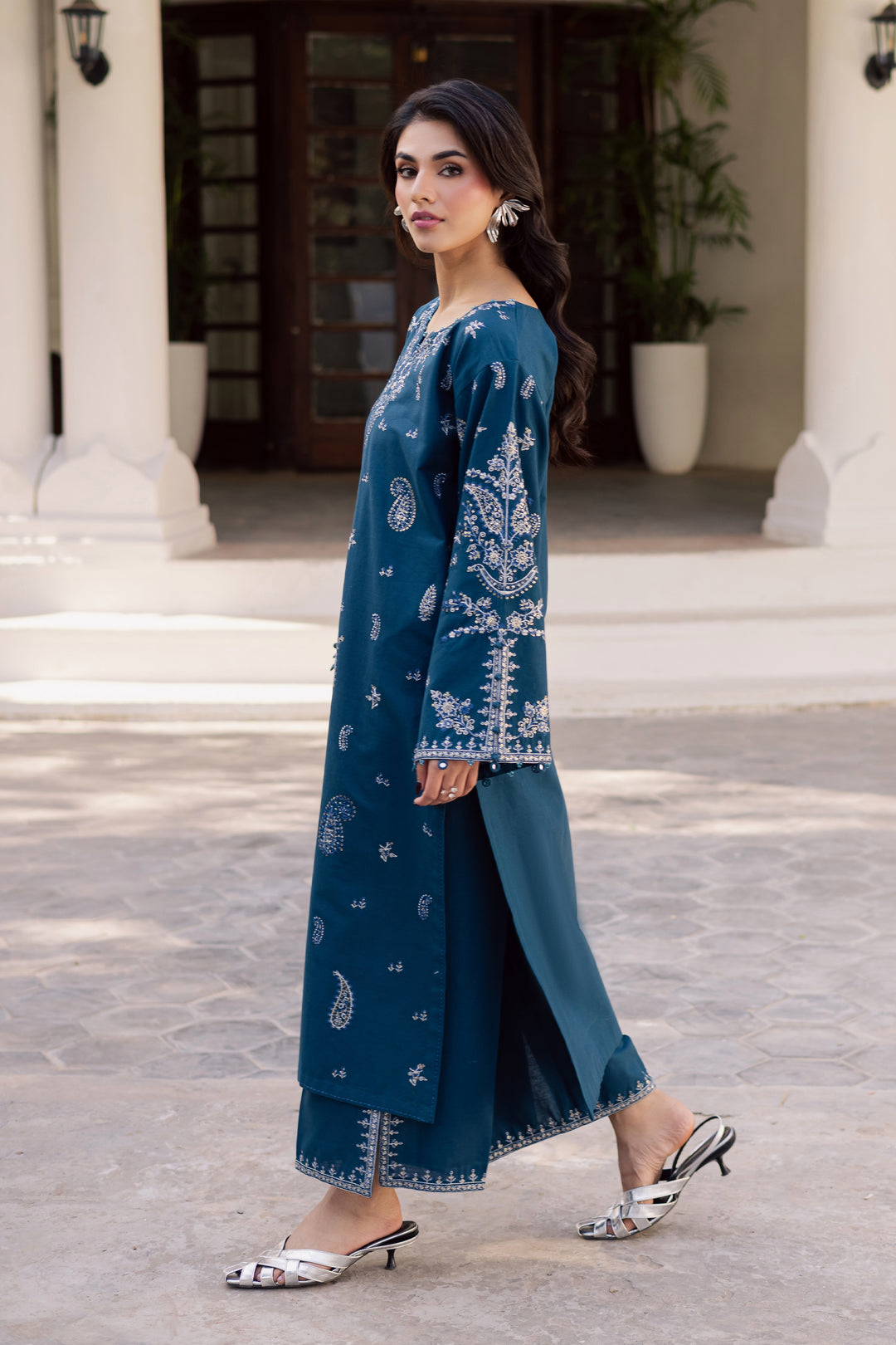 Blue Clue 2Pc - Embroidered Khaddar Dress