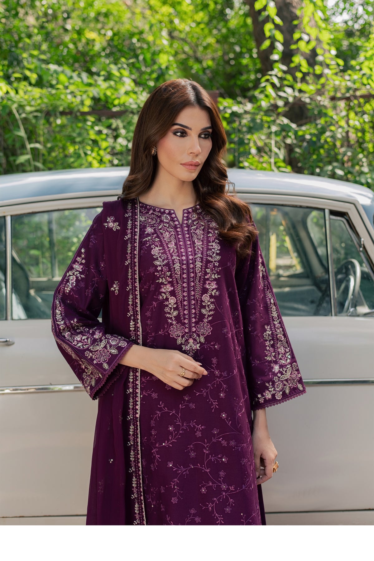 Niva 3Pc - Embroidered Khaddar Pret
