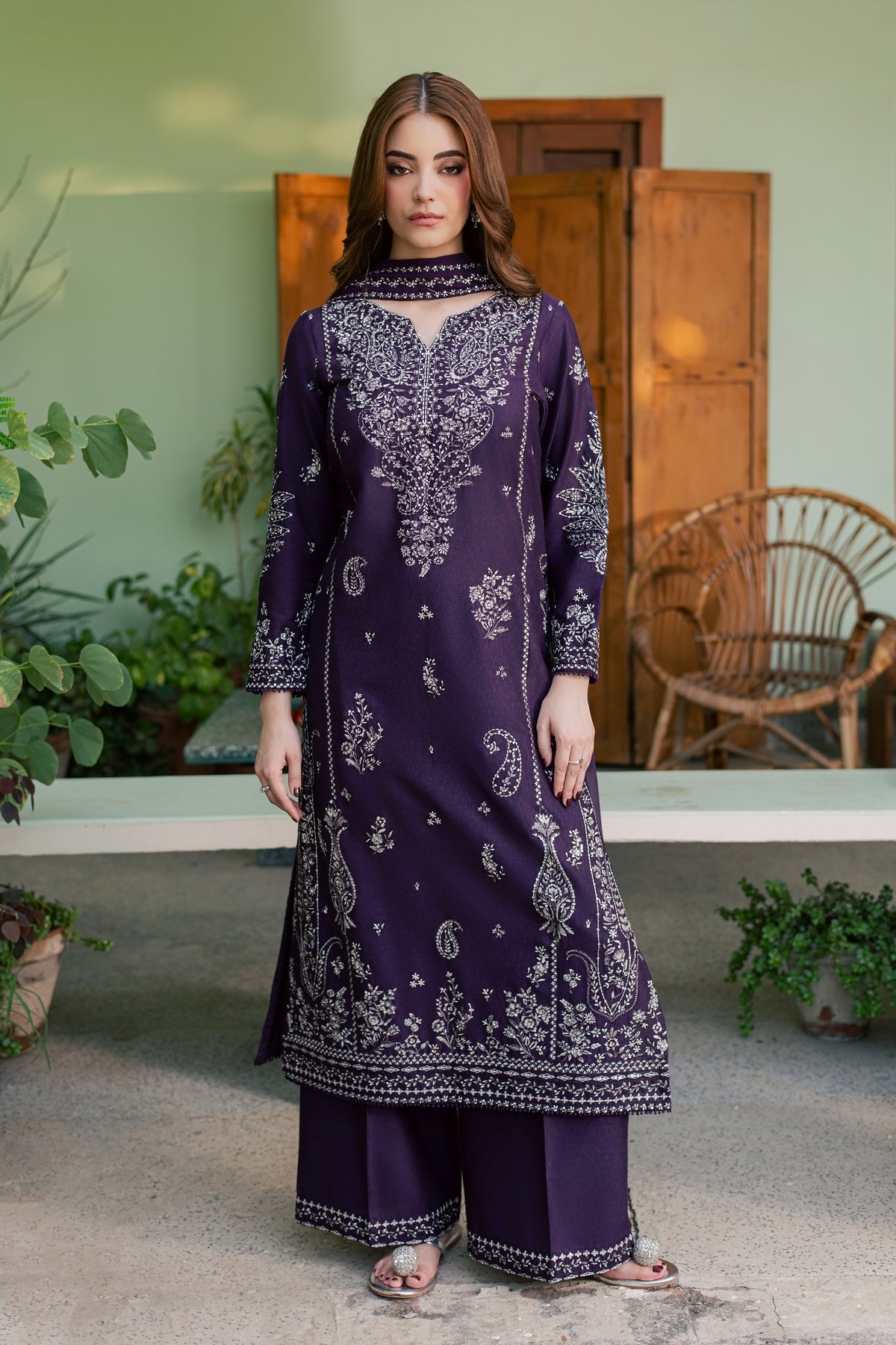 Neena 3Pc - Embroidered Karandi Pret