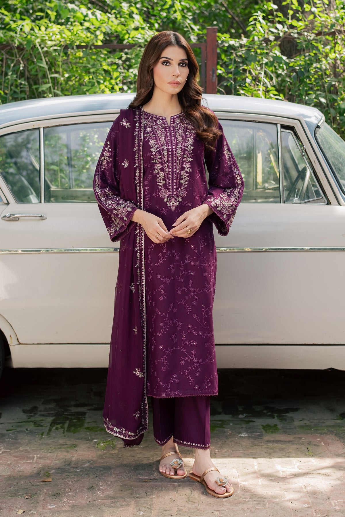 Niva 3Pc - Embroidered Khaddar Pret