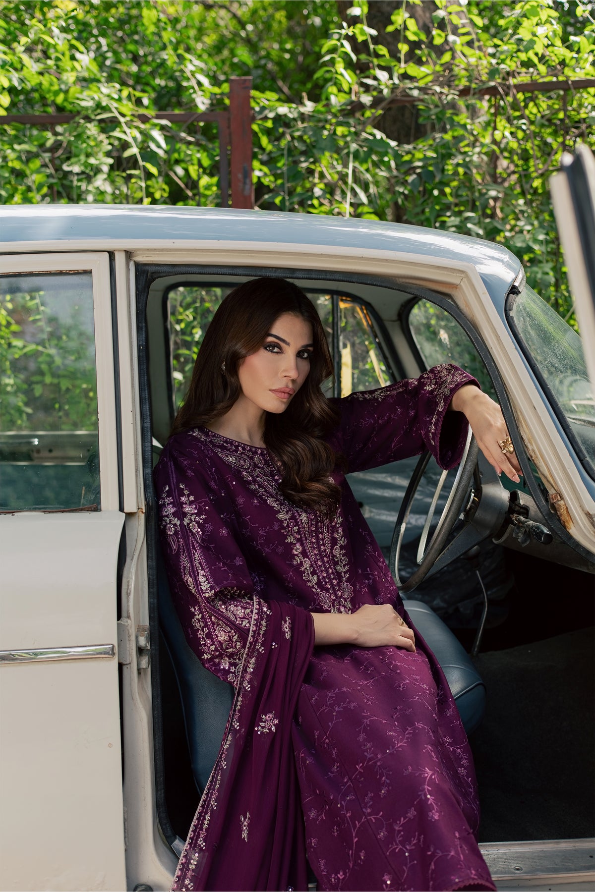 Niva 3Pc - Embroidered Khaddar Pret