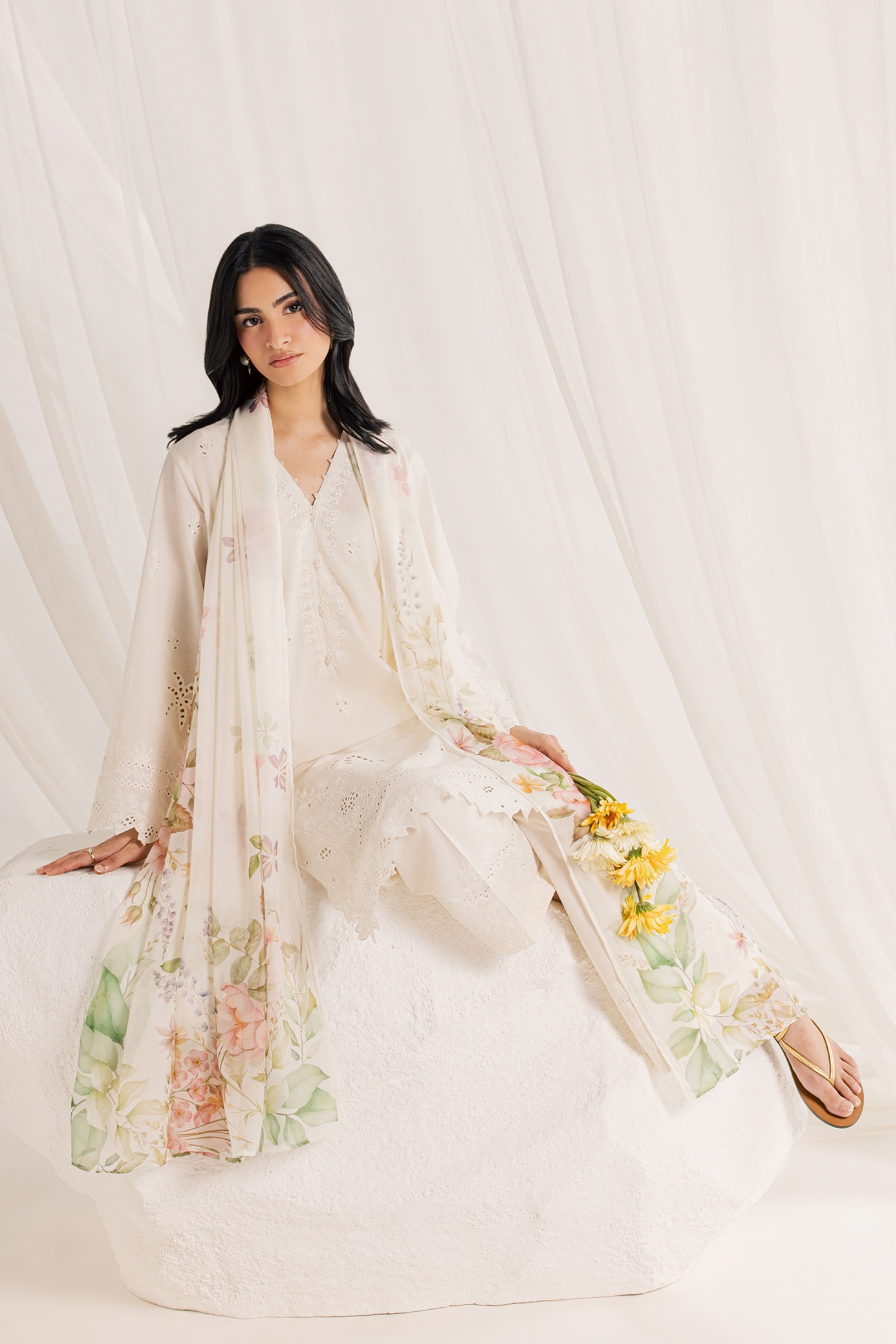 Izel Swan 3Pc - Embroidered Lawn Dress