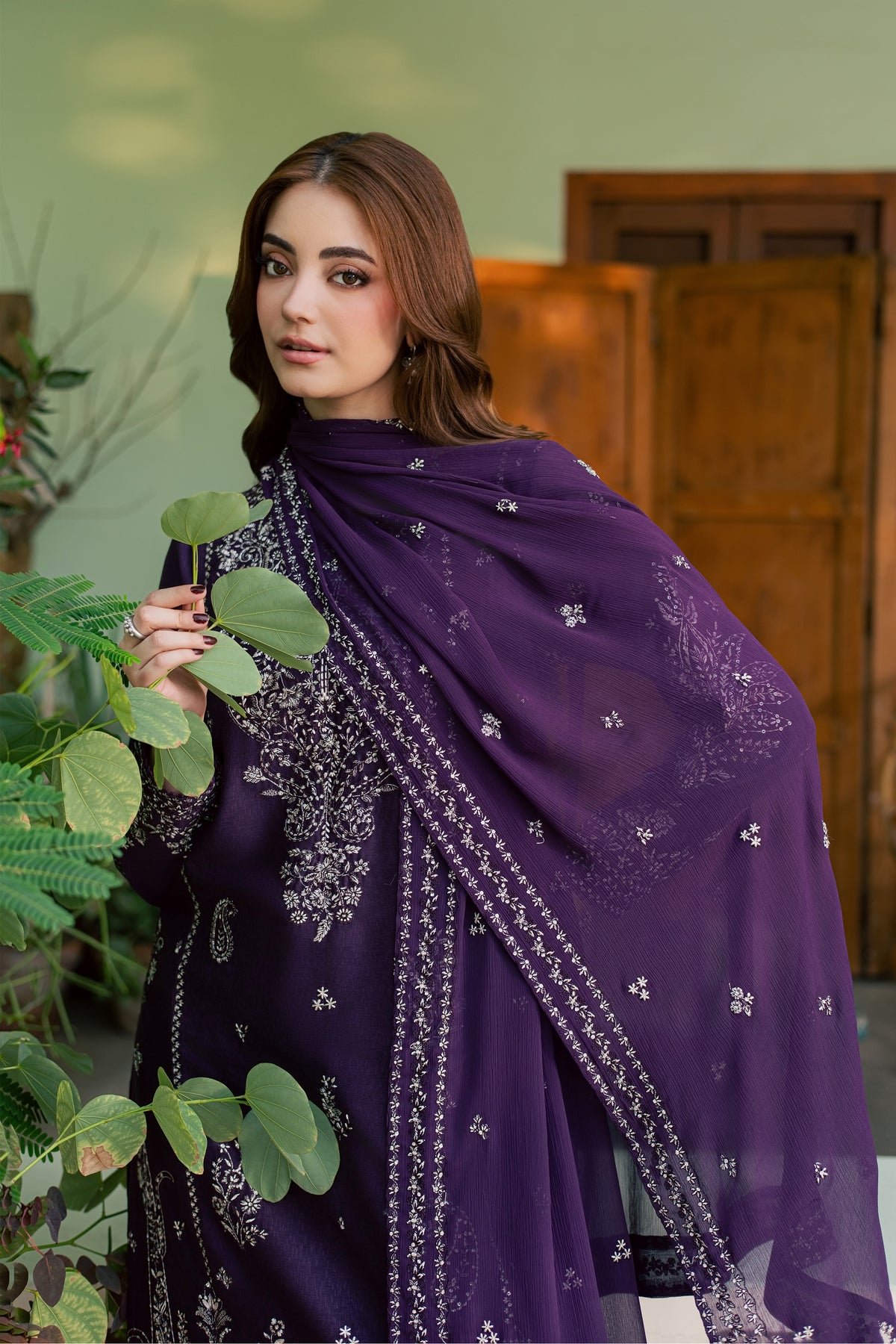 Neena 3Pc - Embroidered Karandi Pret