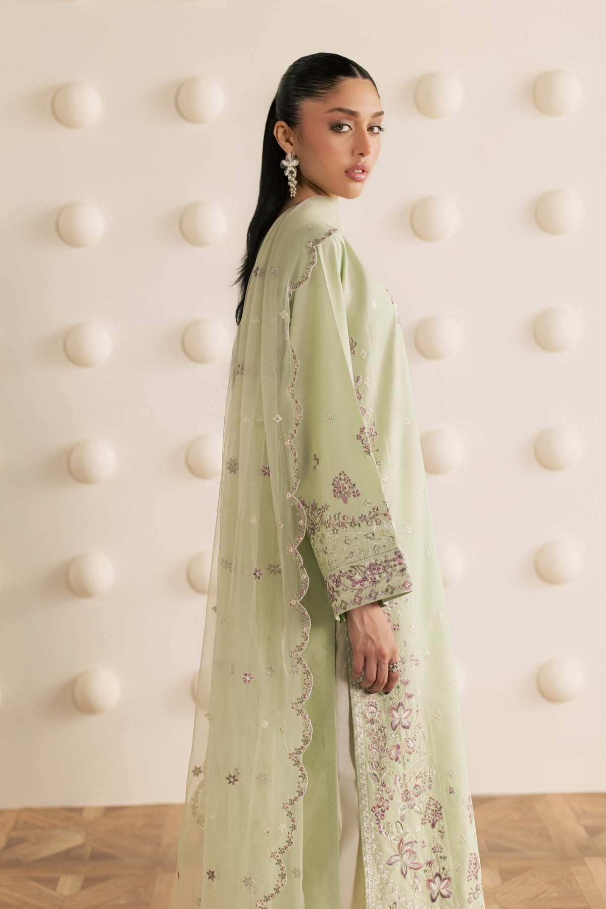 Green Dust 3Pc - Embroidered Cambric Pret