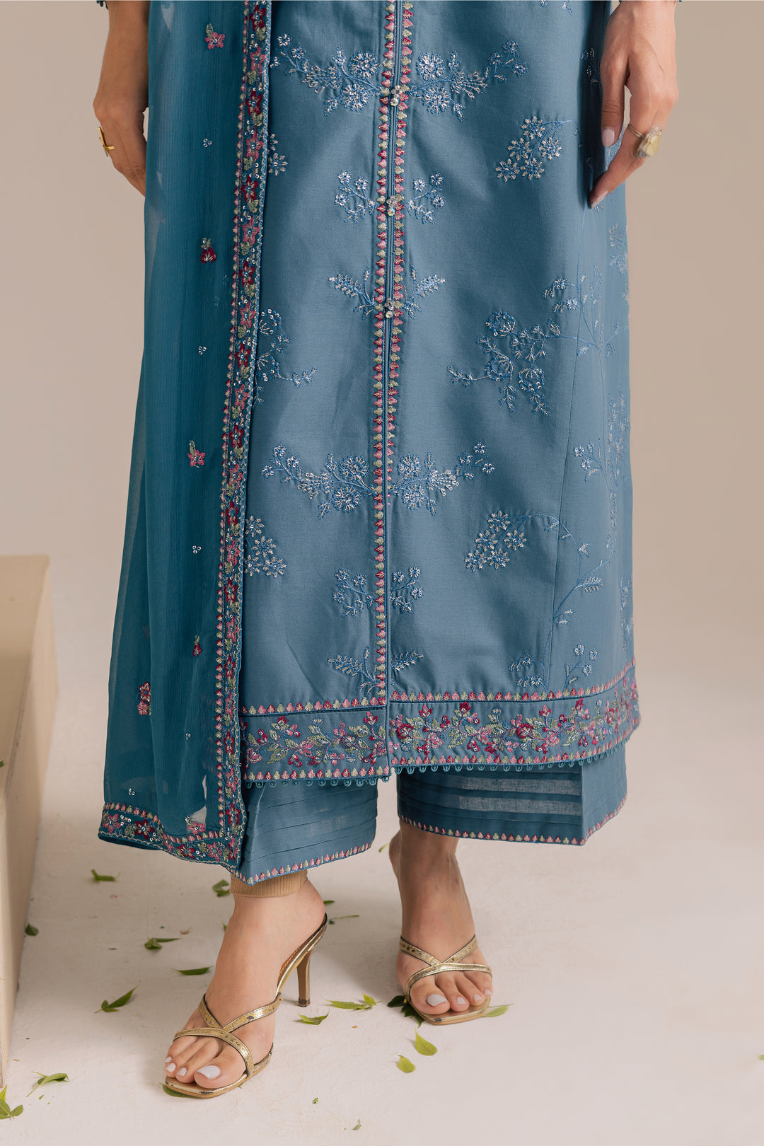 Blue Kaavish 3Pc - Embroidered Khaddar Dress