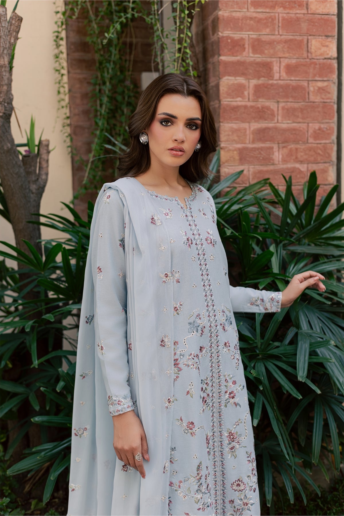 Ruite 3Pc - Embroidered Khaddar Pret