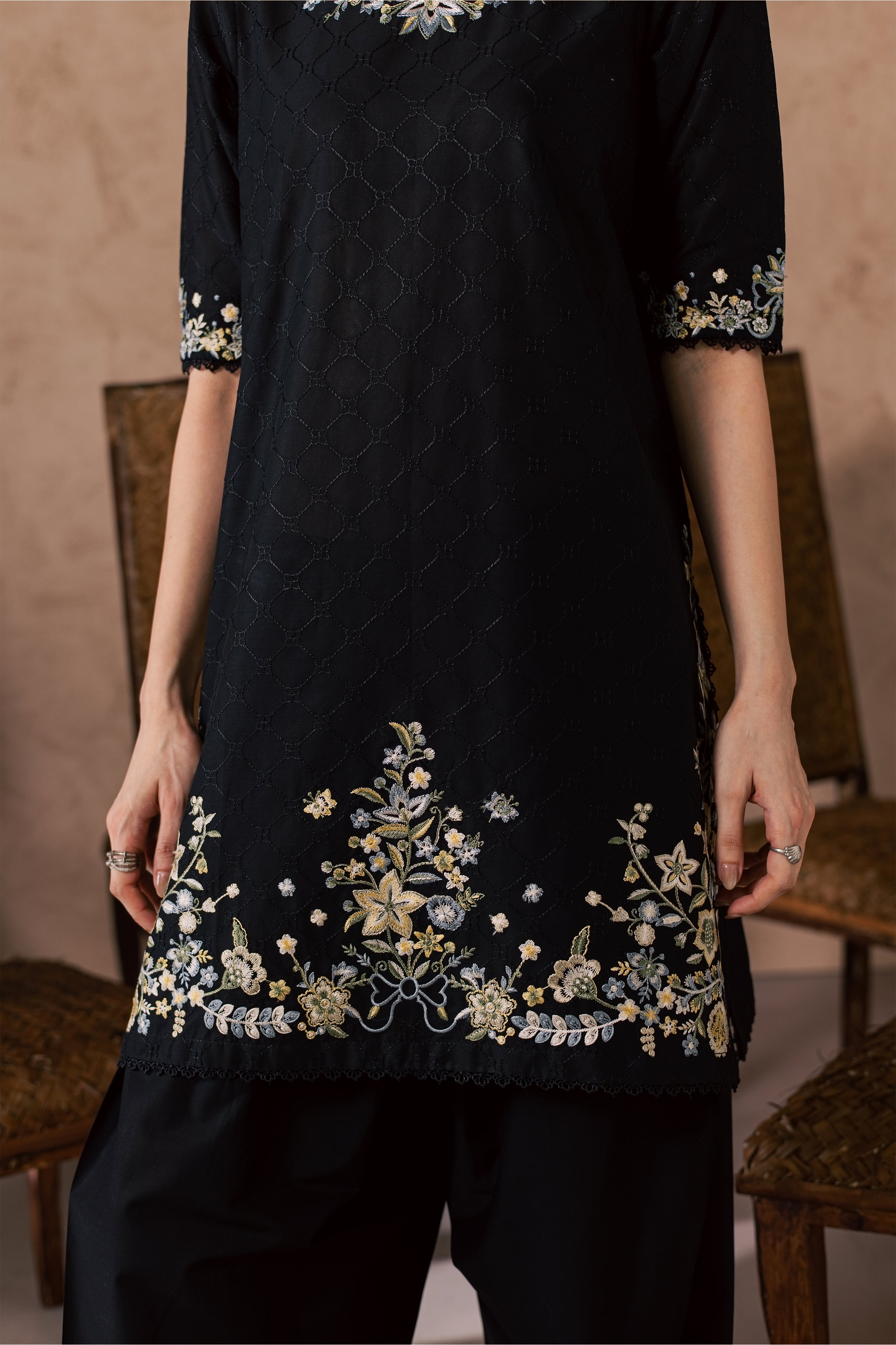 Venom Veil 2Pc - Embroidered Lawn Dress