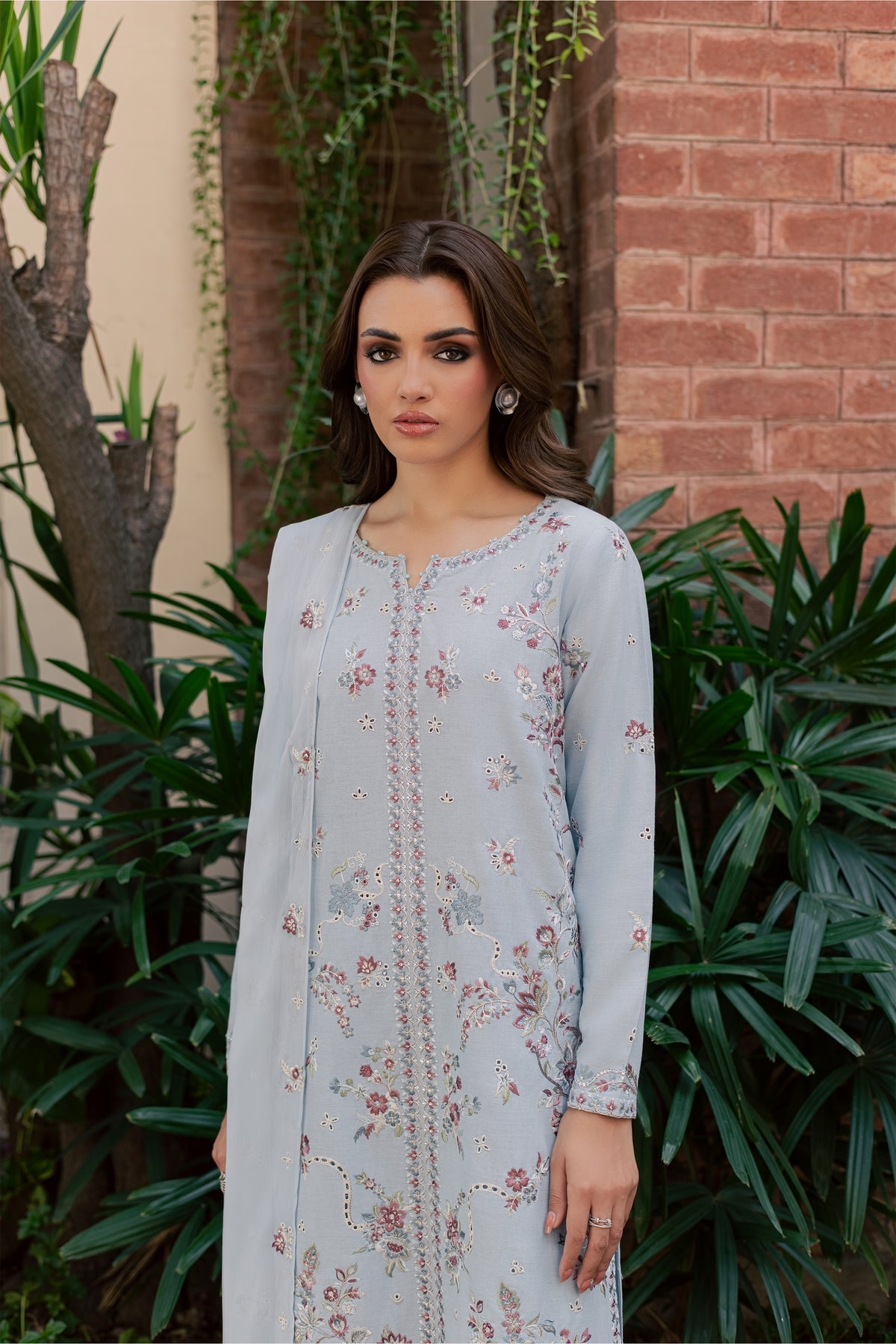 Ruite 3Pc - Embroidered Khaddar Pret