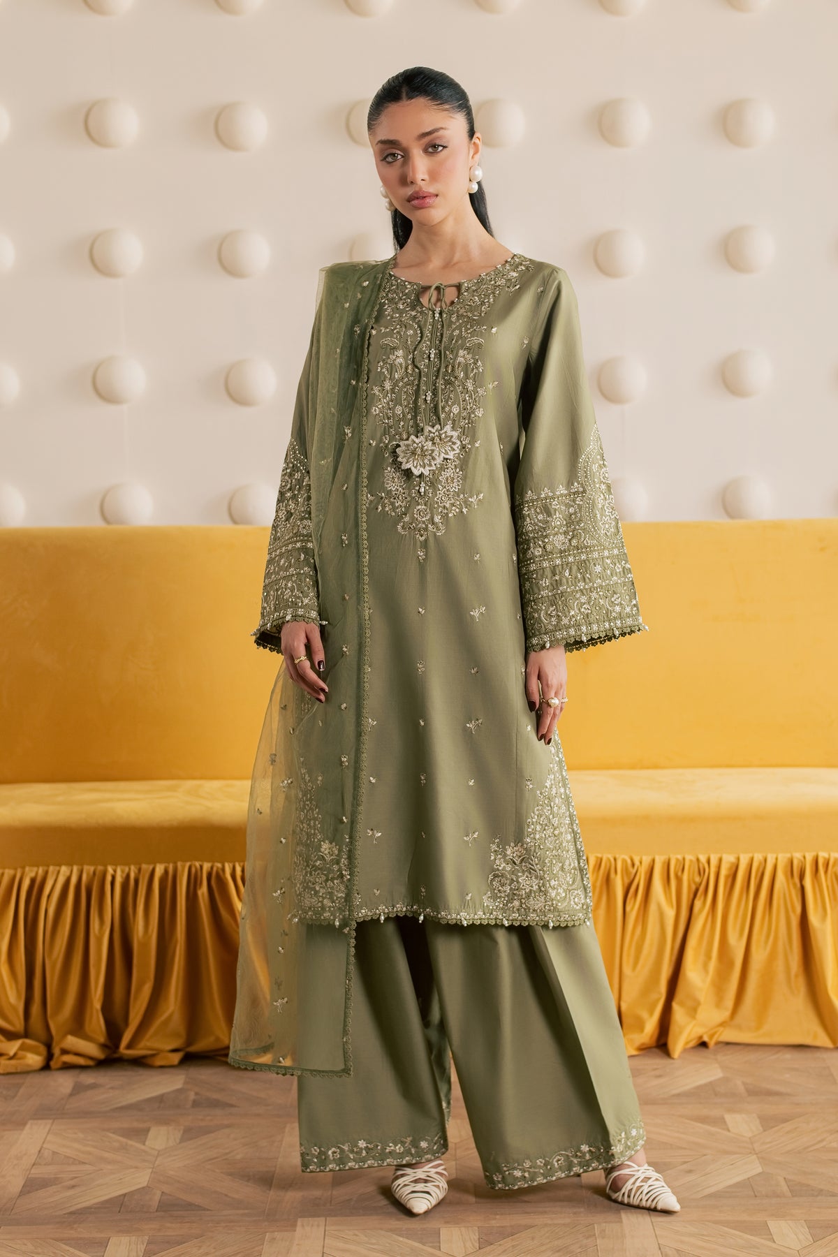 Eiran 3Pc - Embroidered Cambric Pret