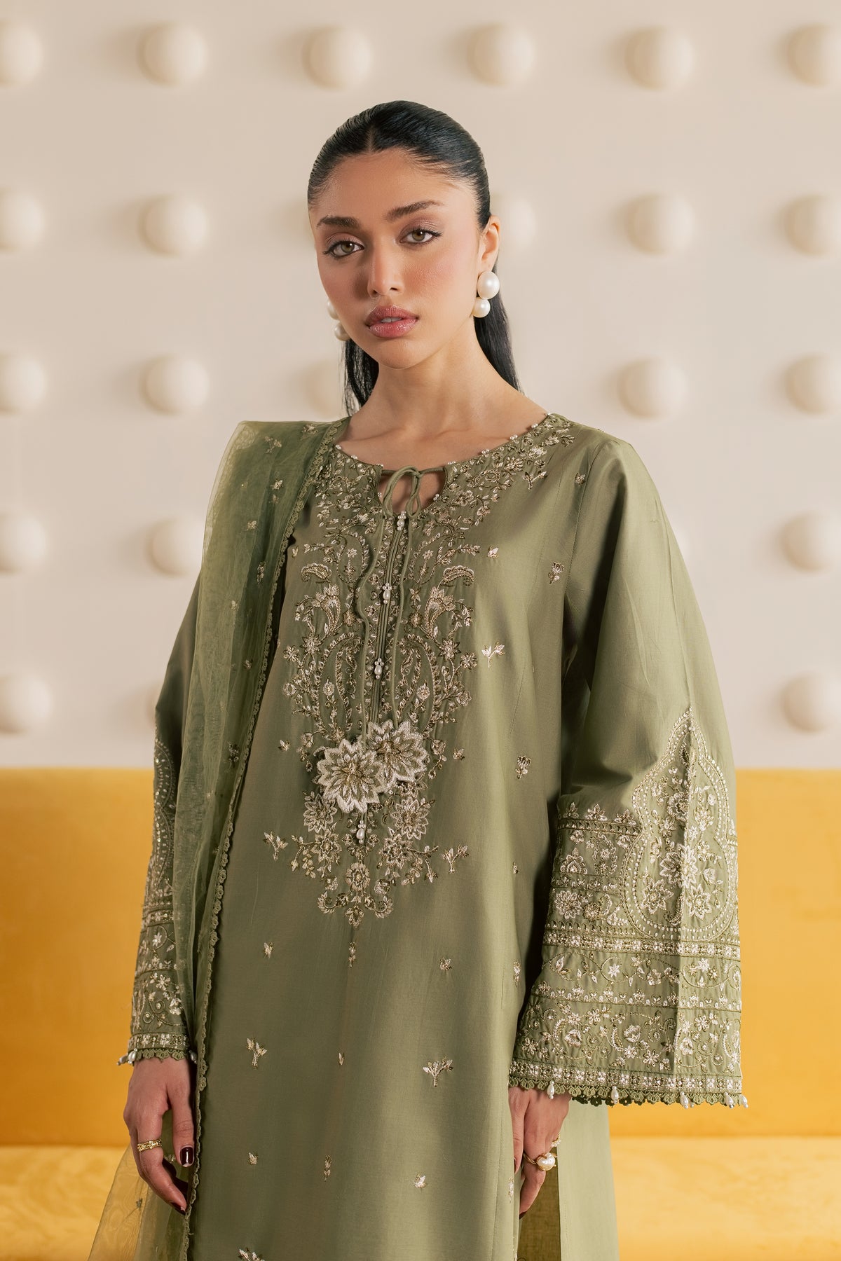 Eiran 3Pc - Embroidered Cambric Pret