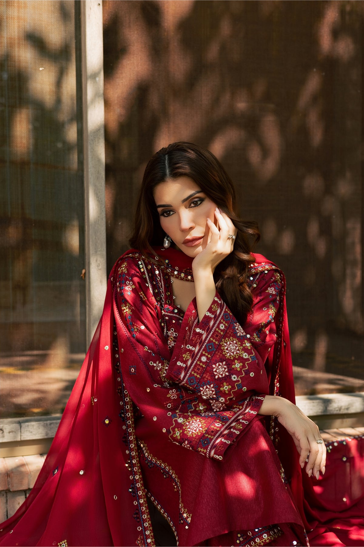 Kacho 3Pc - Embroidered Karandi Pret