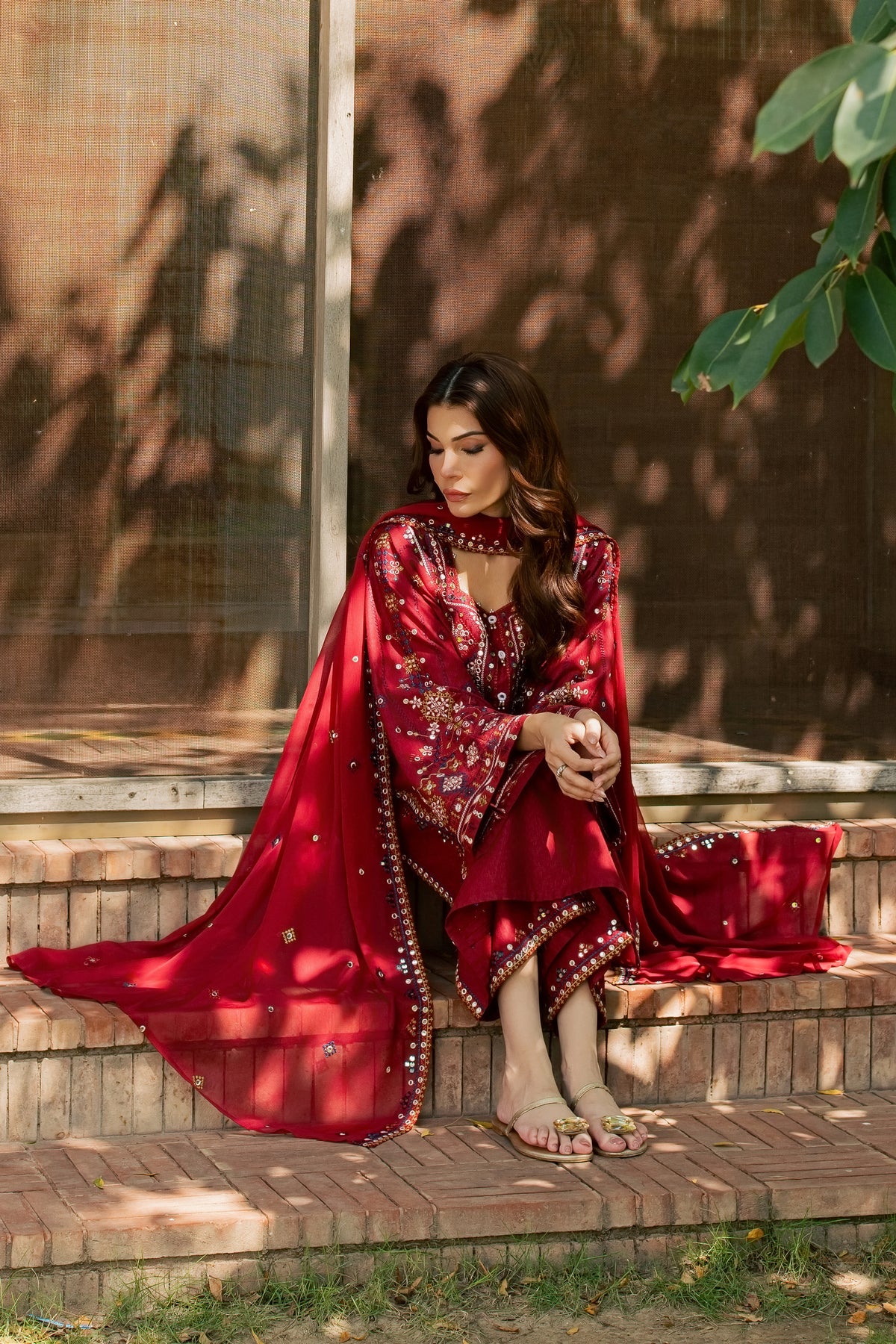 Kacho 3Pc - Embroidered Karandi Pret