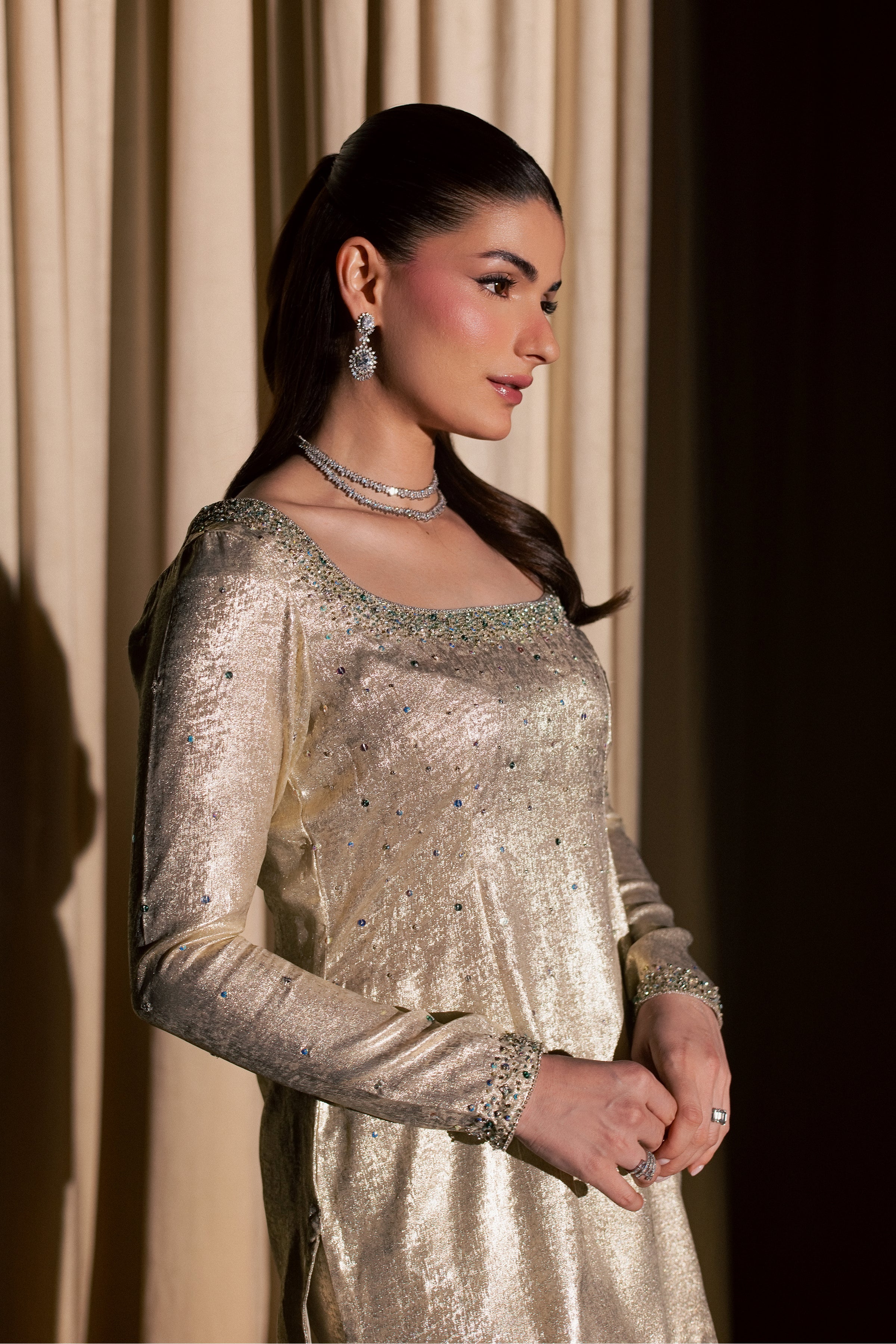 Gold Pearly 2Pc - Festive Luxe Pret