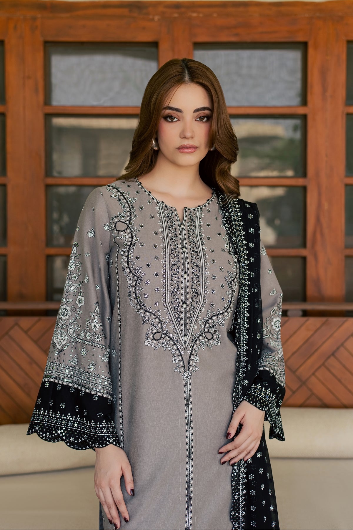 Sozraag 3Pc - Embroidered Karandi Pret