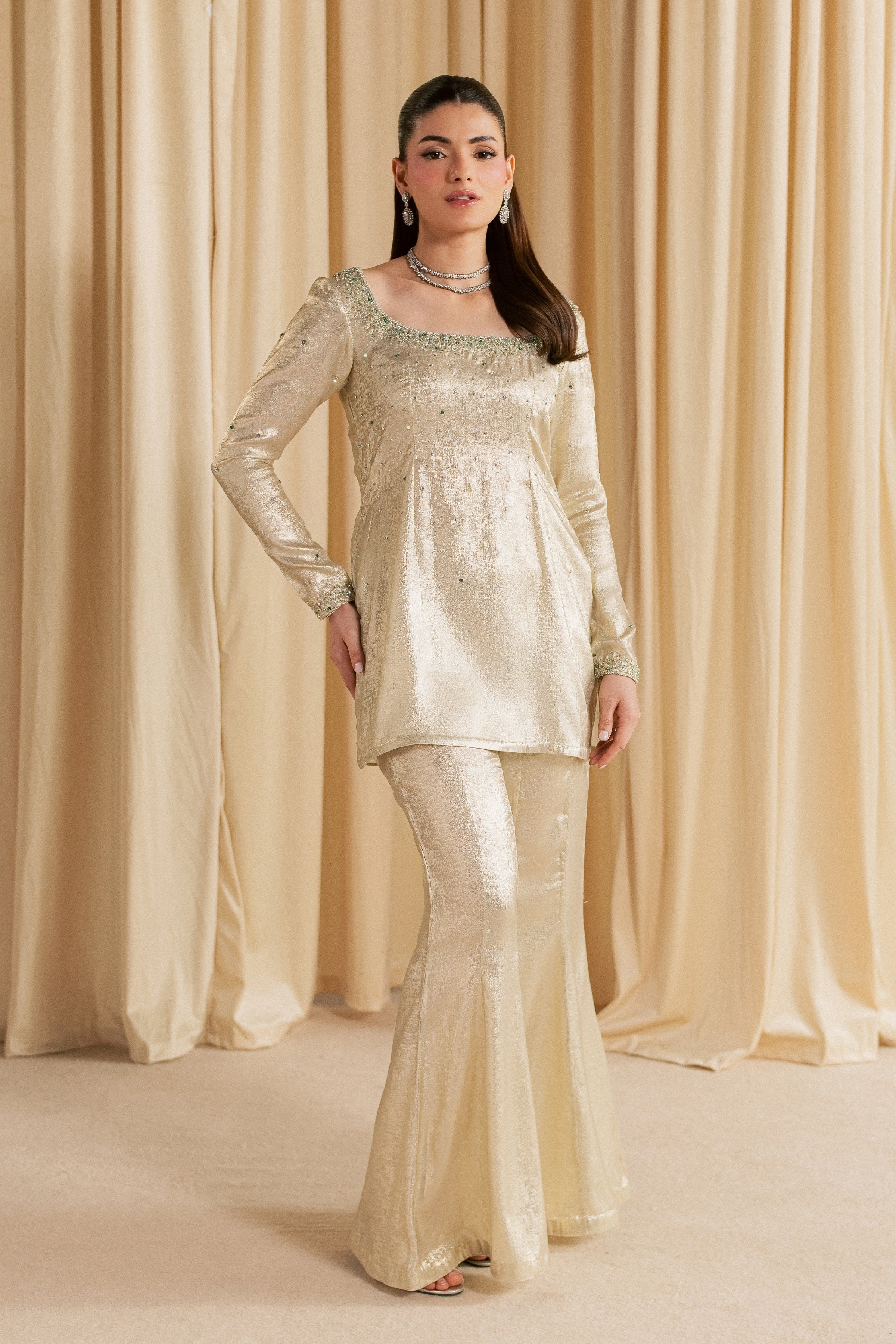 Gold Pearly 2Pc - Festive Luxe Pret