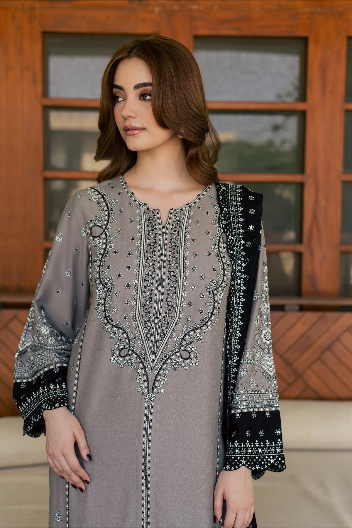Sozraag 3Pc - Embroidered Karandi Pret