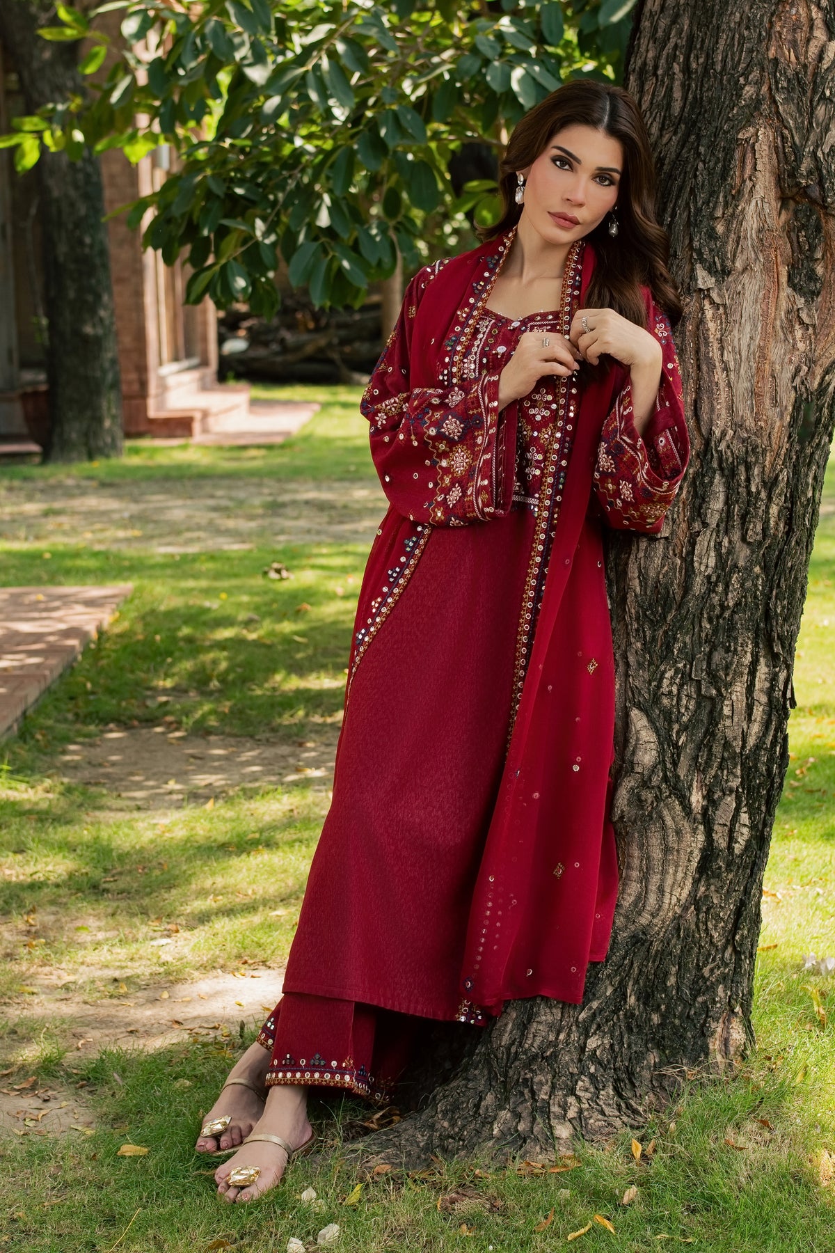 Kacho 3Pc - Embroidered Karandi Pret
