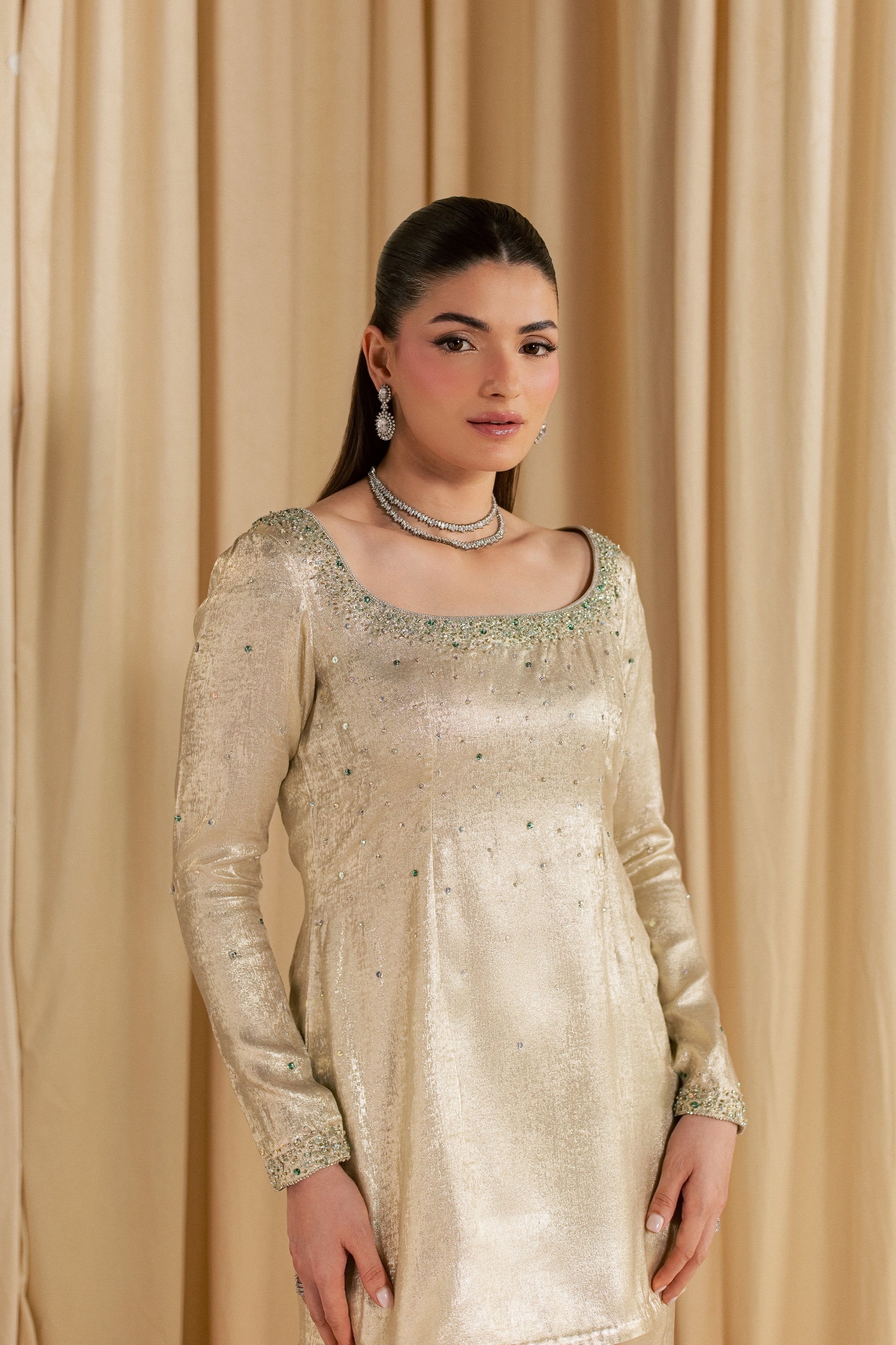 Gold Pearly 2Pc - Festive Luxe Pret