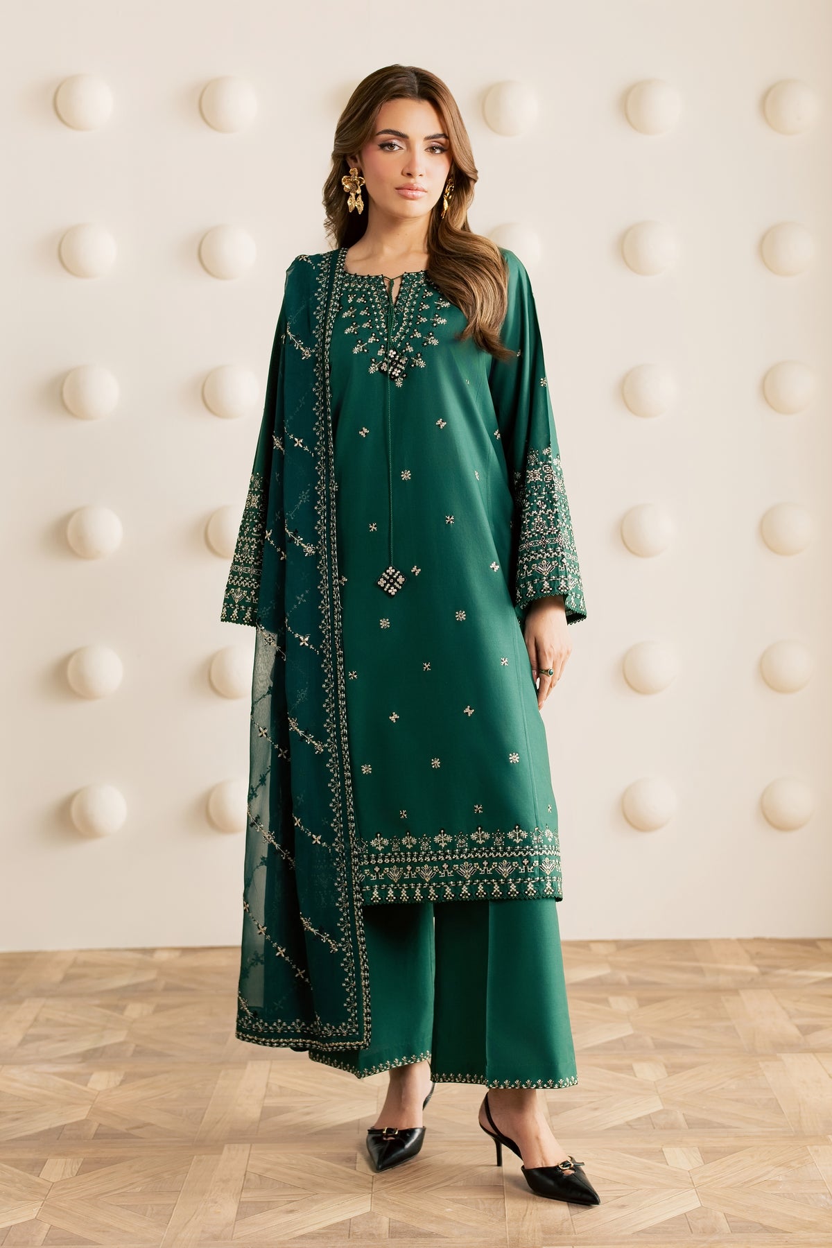 Green Mina 3Pc - Embroidered Cambric Pret
