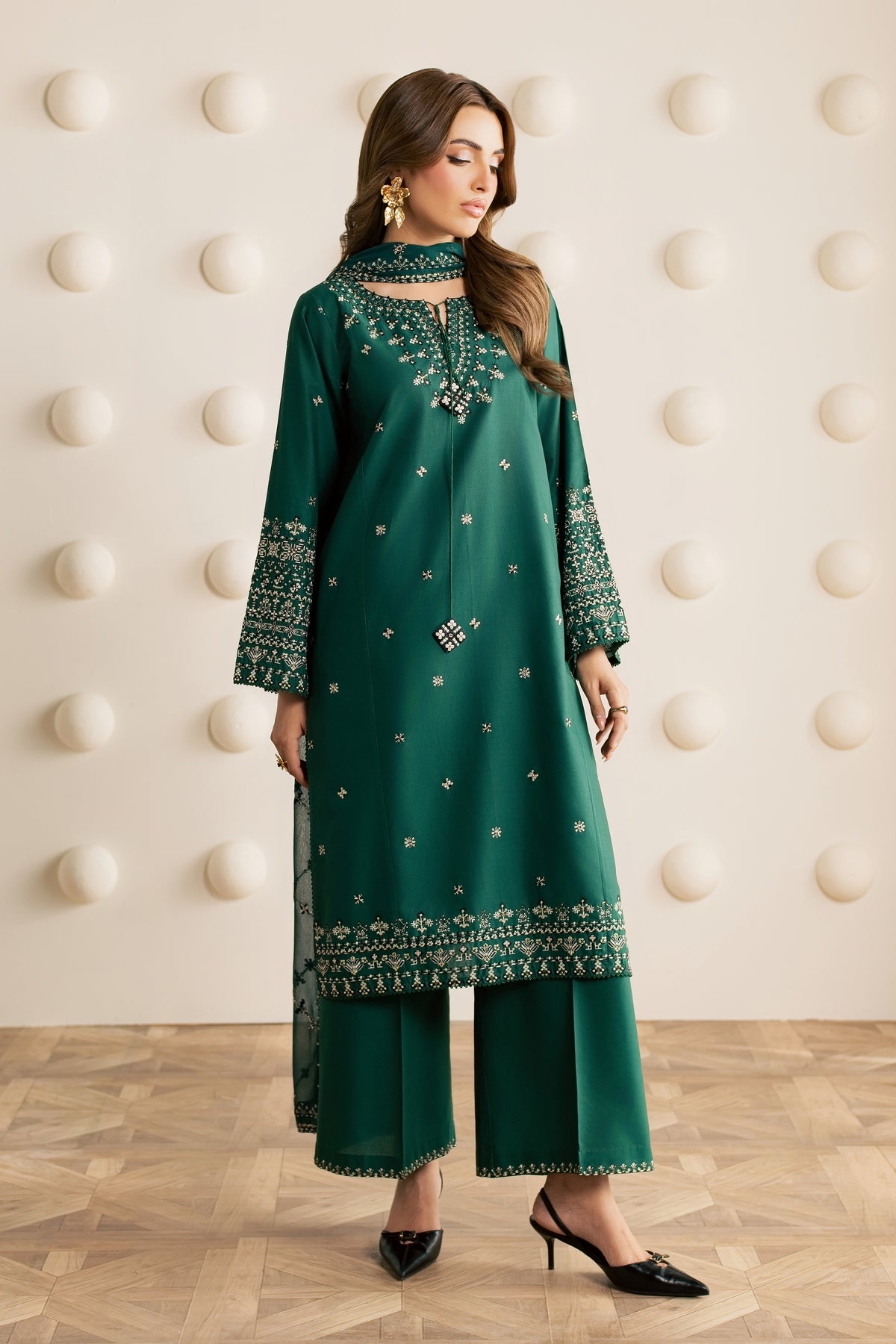 Green Mina 3Pc - Embroidered Cambric Pret