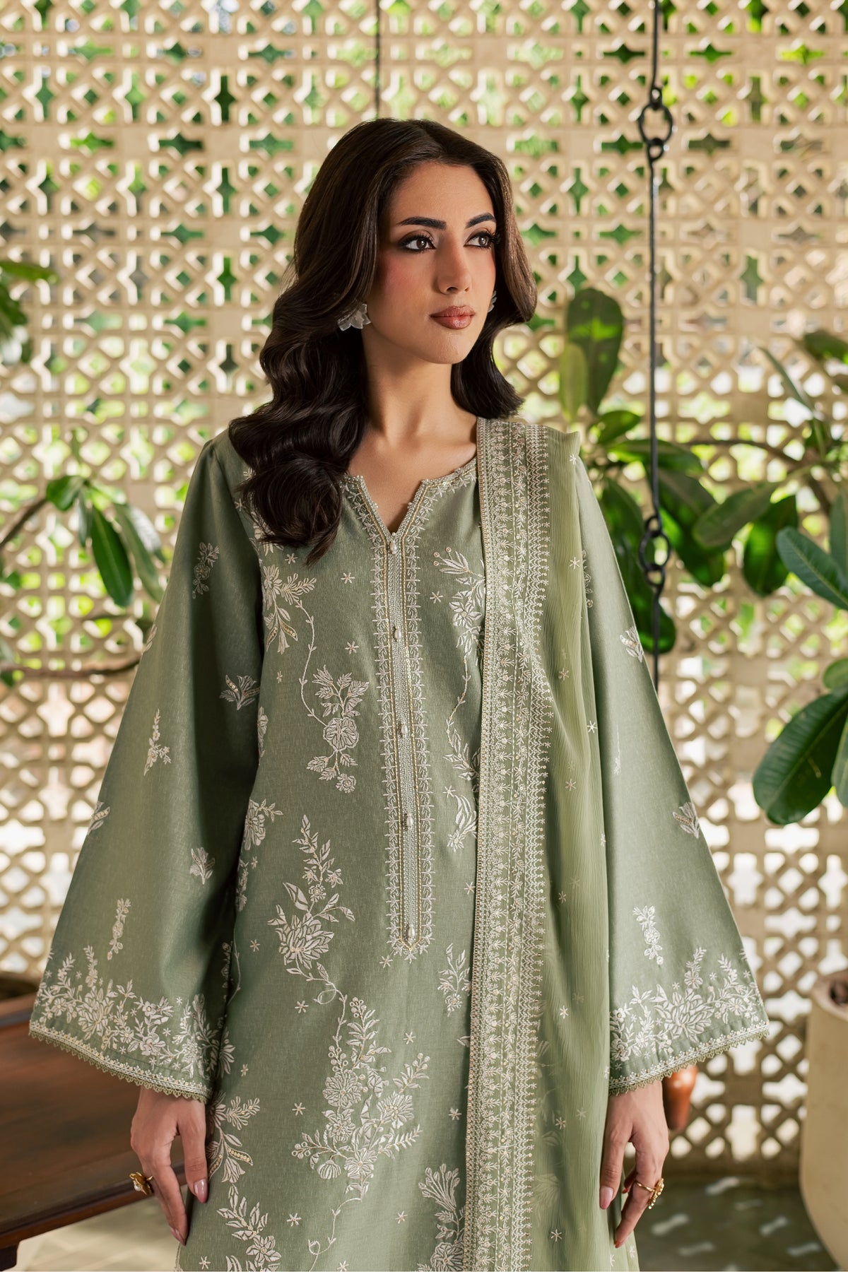 Sage Riha 3Pc - Embroidered Karandi Pret