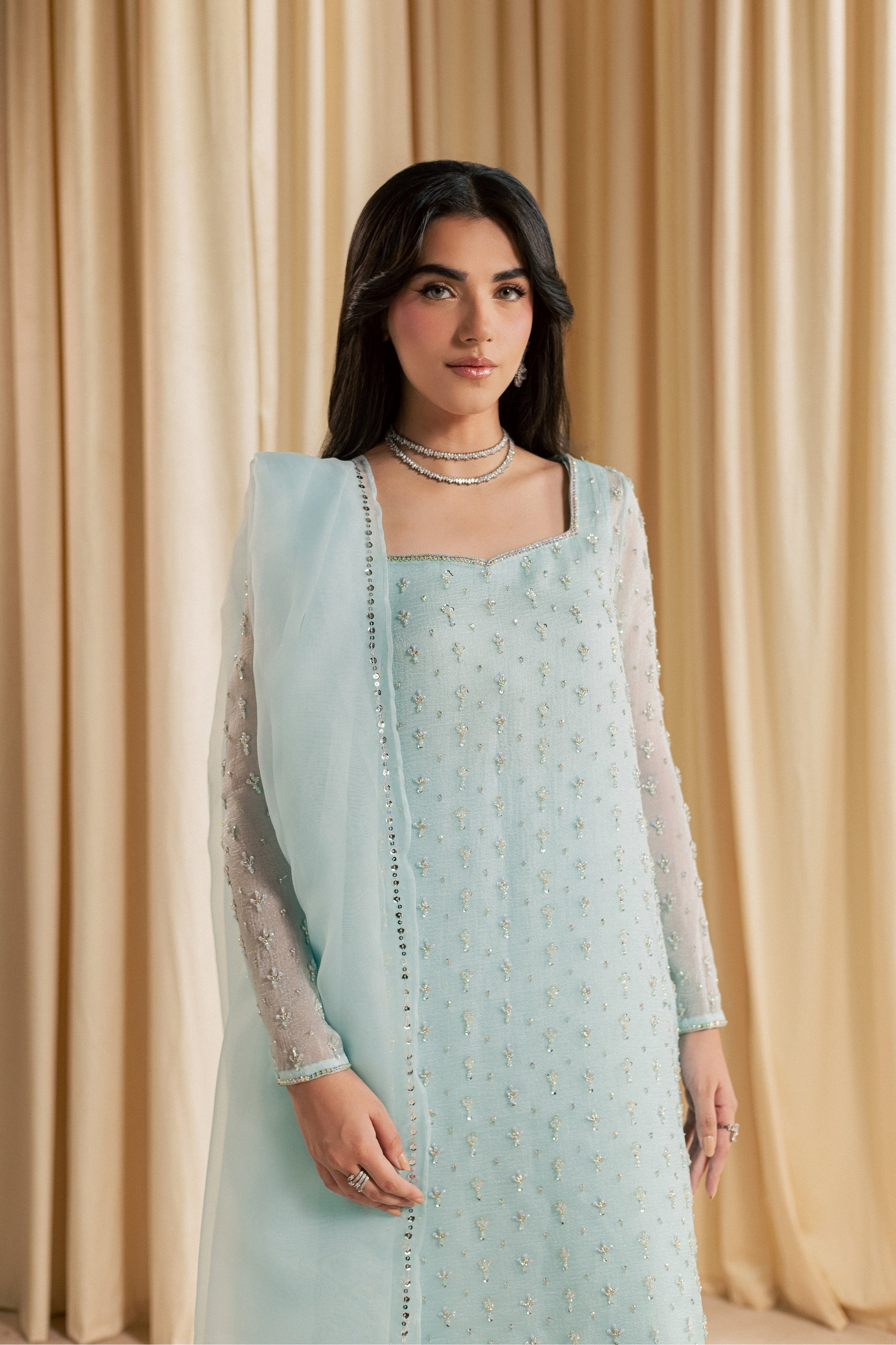 Brina 3Pc - Festive Luxe Pret