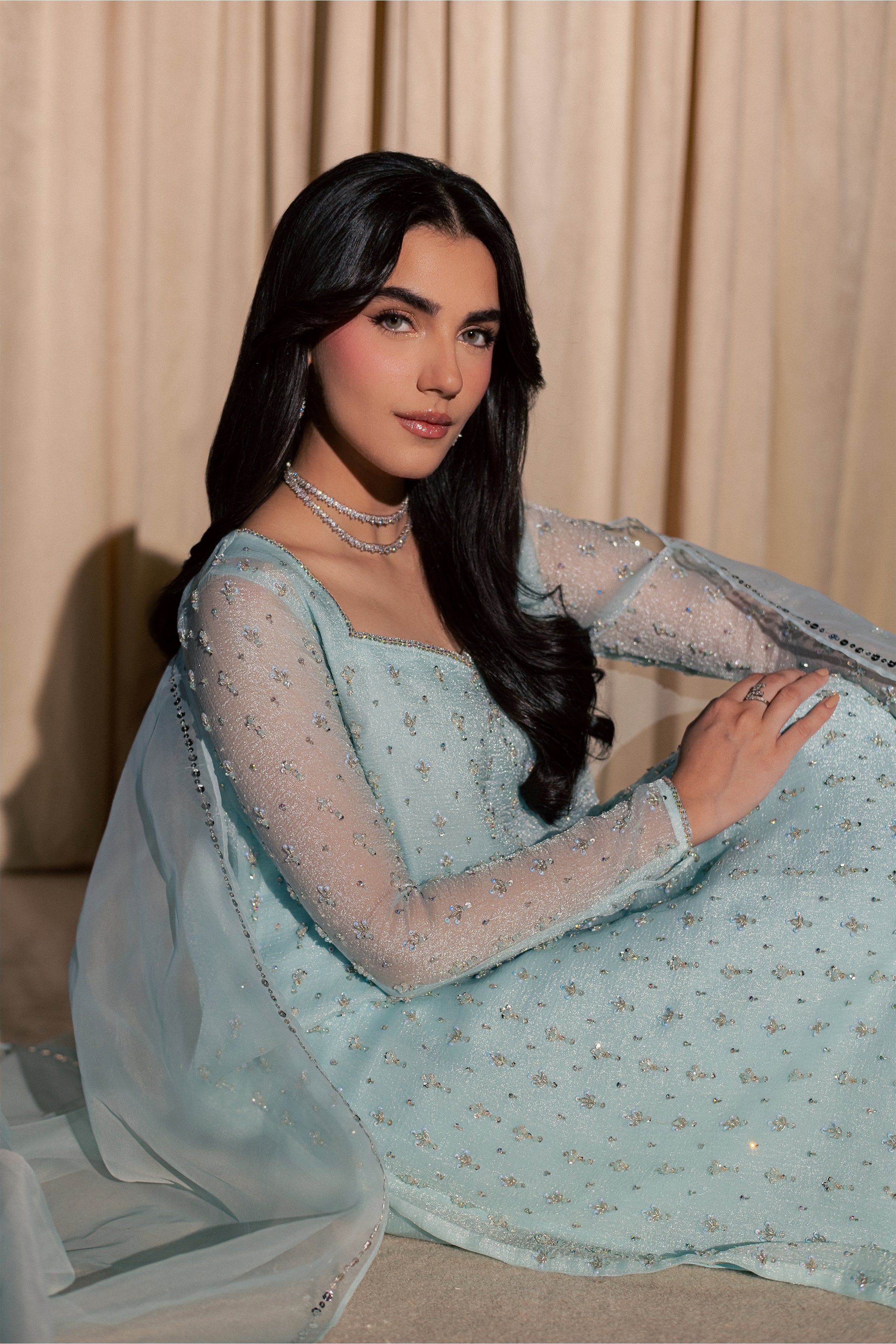 Brina 3Pc - Festive Luxe Pret