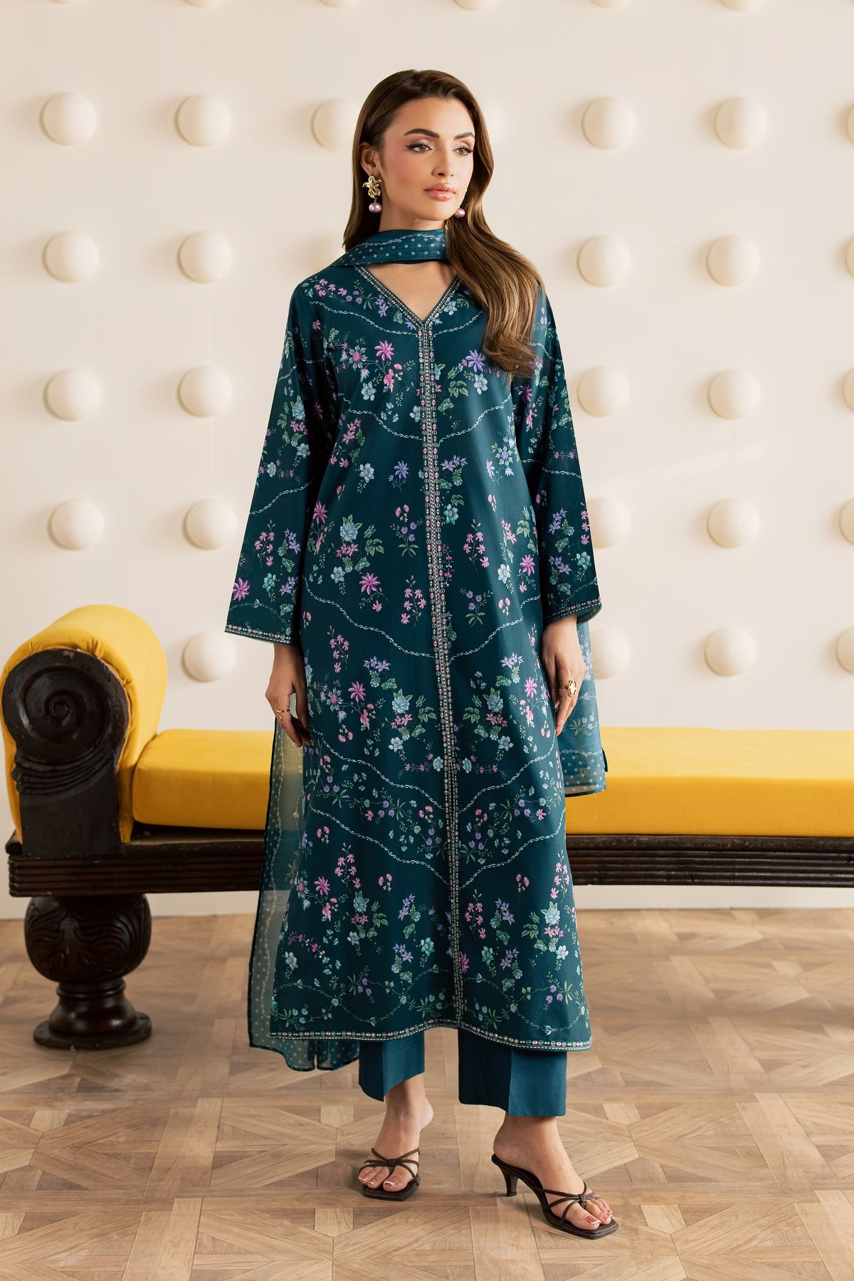 Aswa 3Pc - Embroidered Cambric Pret