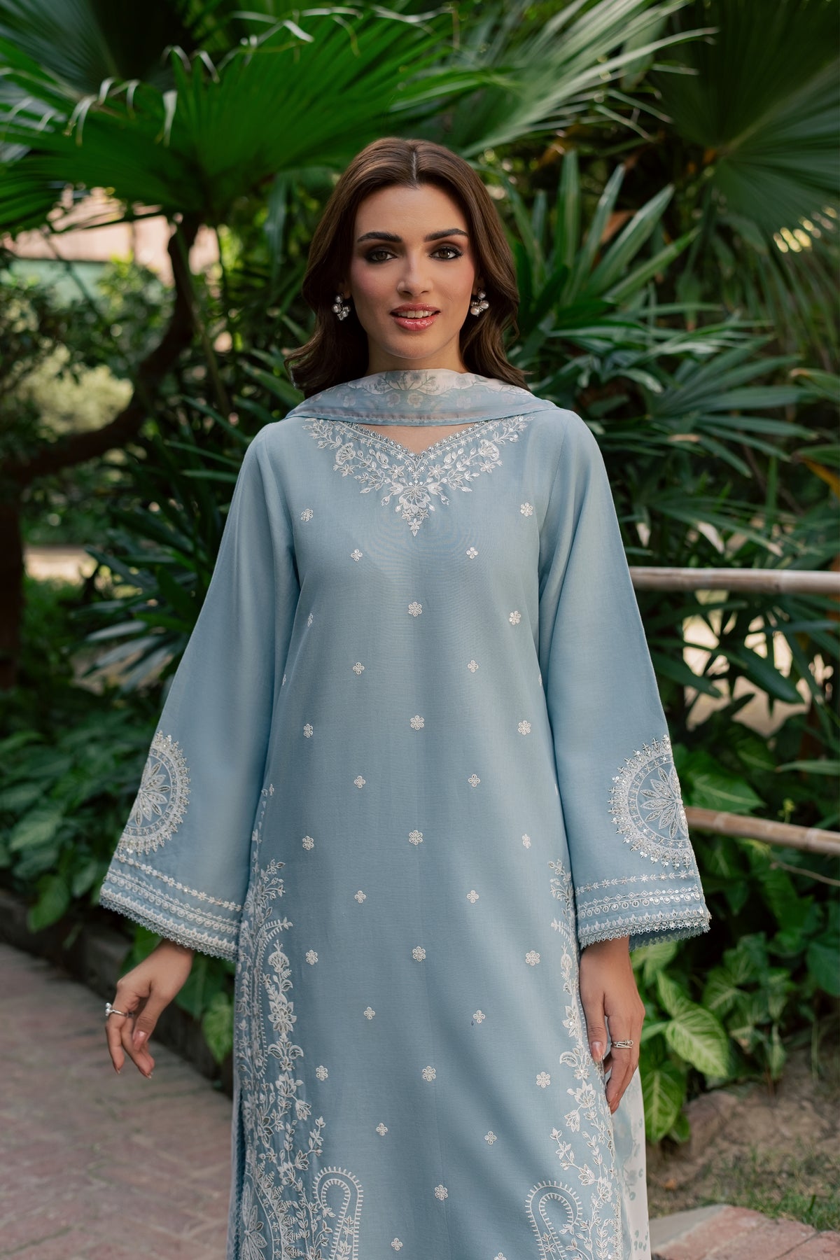 Phoebe 3Pc - Embroidered Khaddar Pret