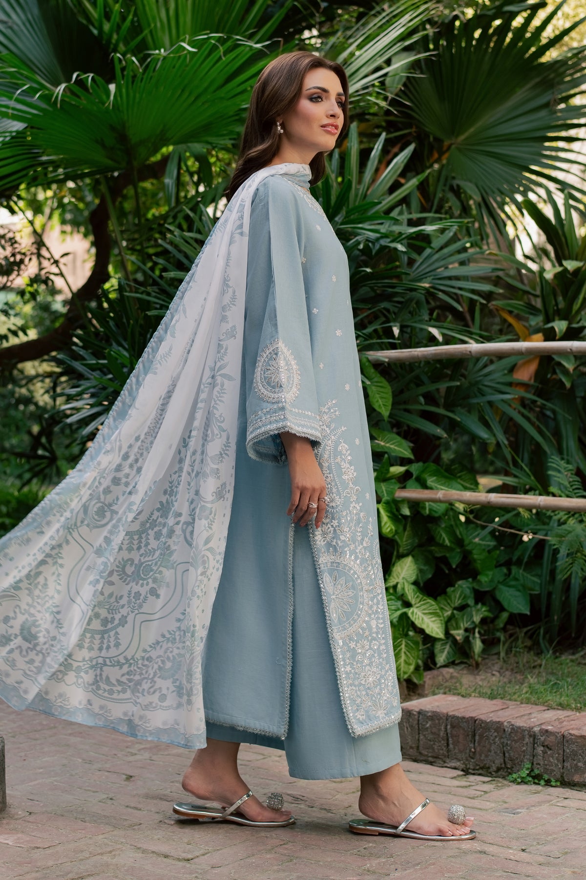 Phoebe 3Pc - Embroidered Khaddar Pret