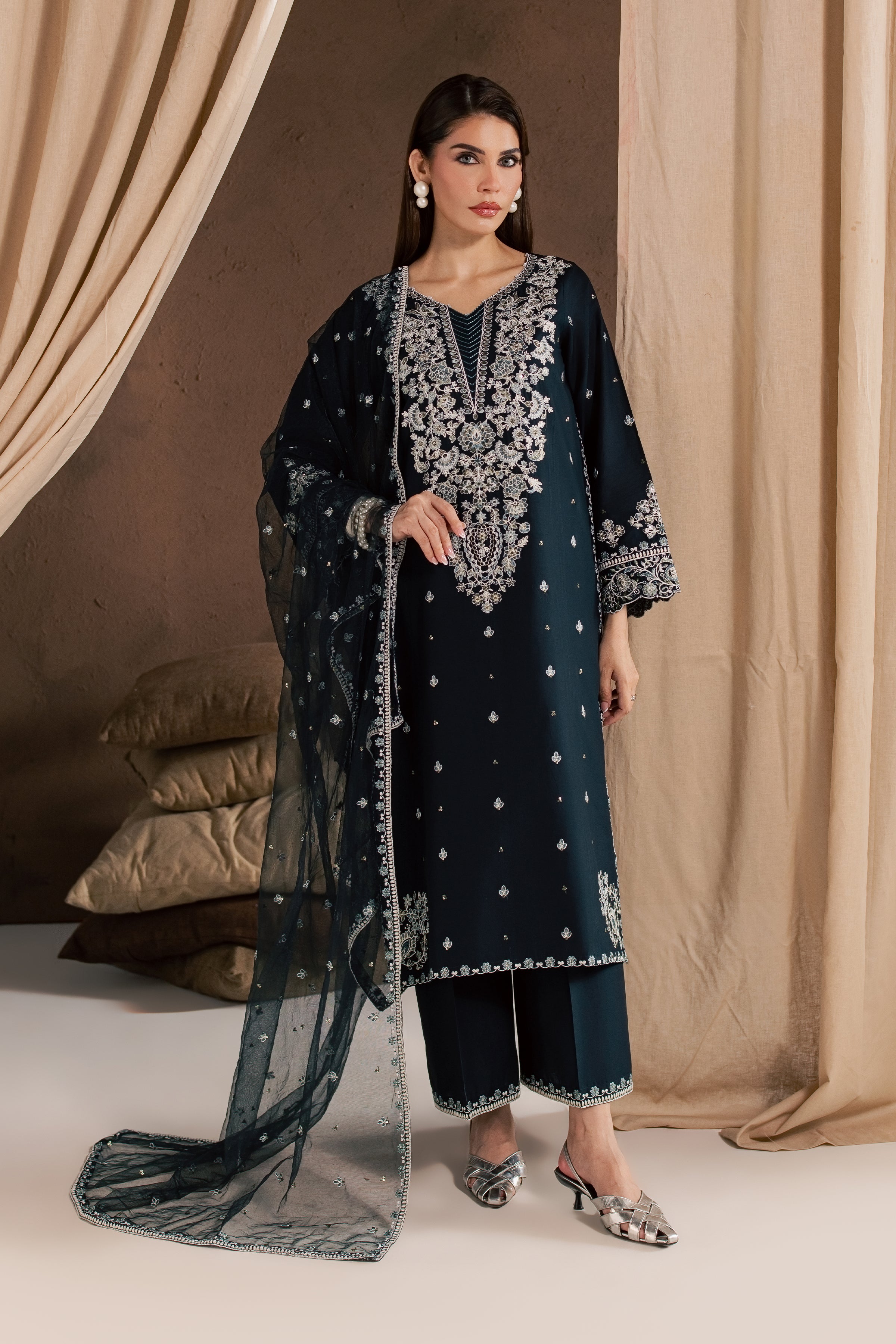 Blue Sabiha 3Pc - Embroidered Cambric Pret
