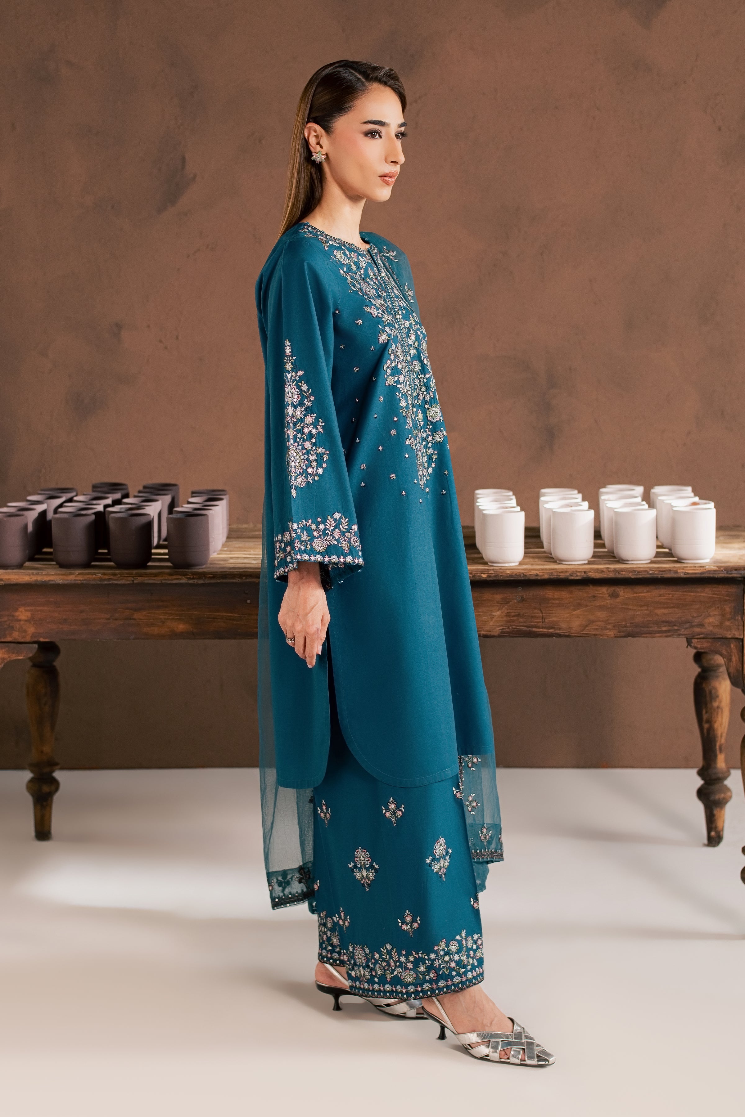 Viya 3Pc - Embroidered Cambric Pret