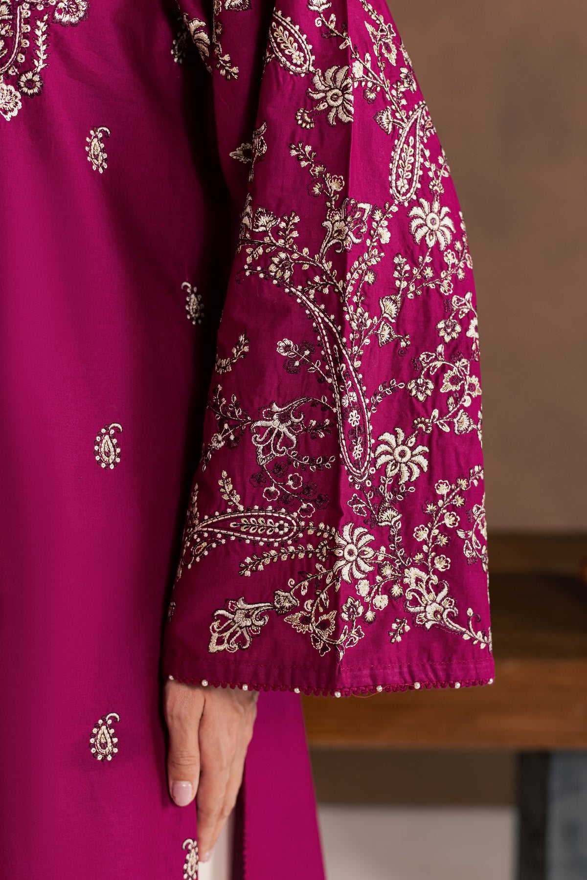 Magenta Elaya 3Pc - Embroidered Cambric Pret