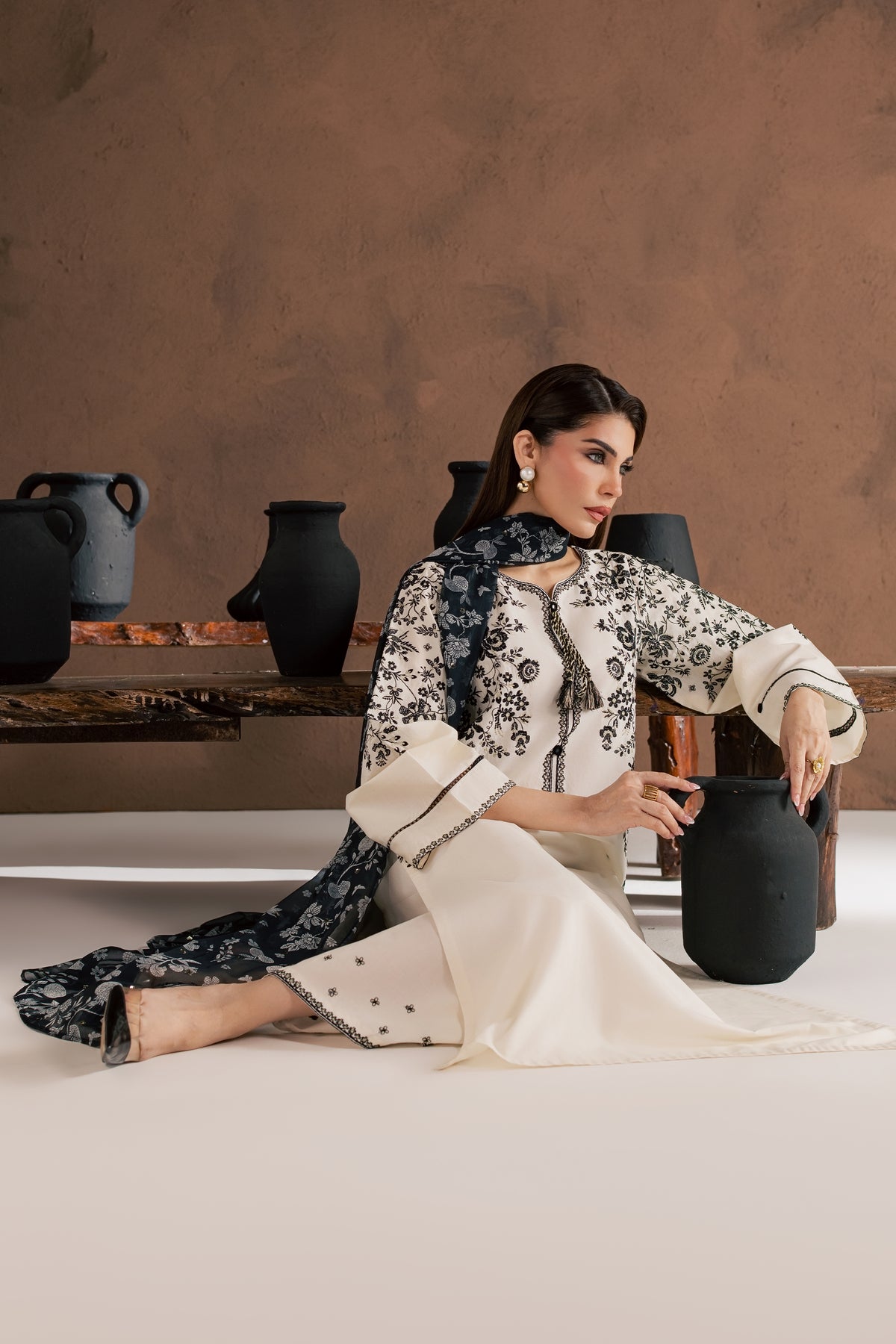 Salaar 3Pc - Embroidered Cambric Pret