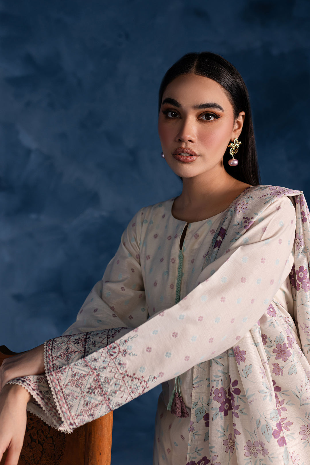 White Rose 3Pc - Embroidered Lawn Dress - BATIK