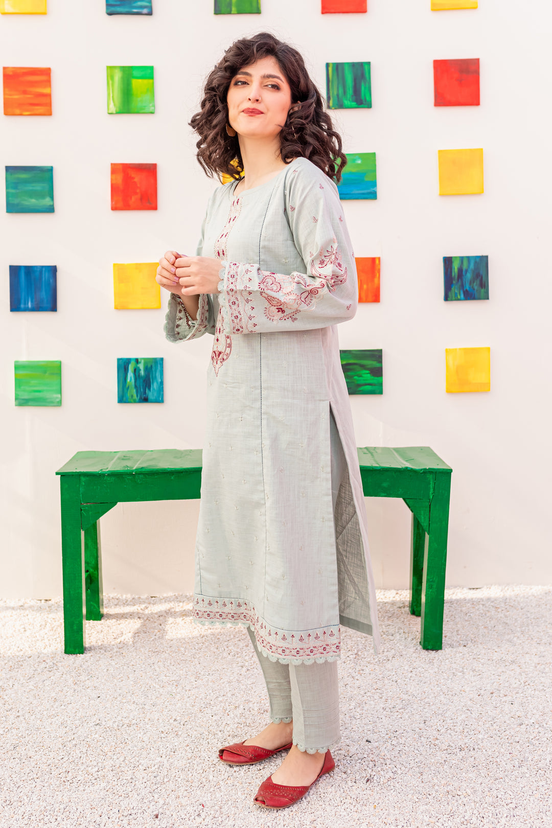 [product-color]-[product-type]-[product_material]